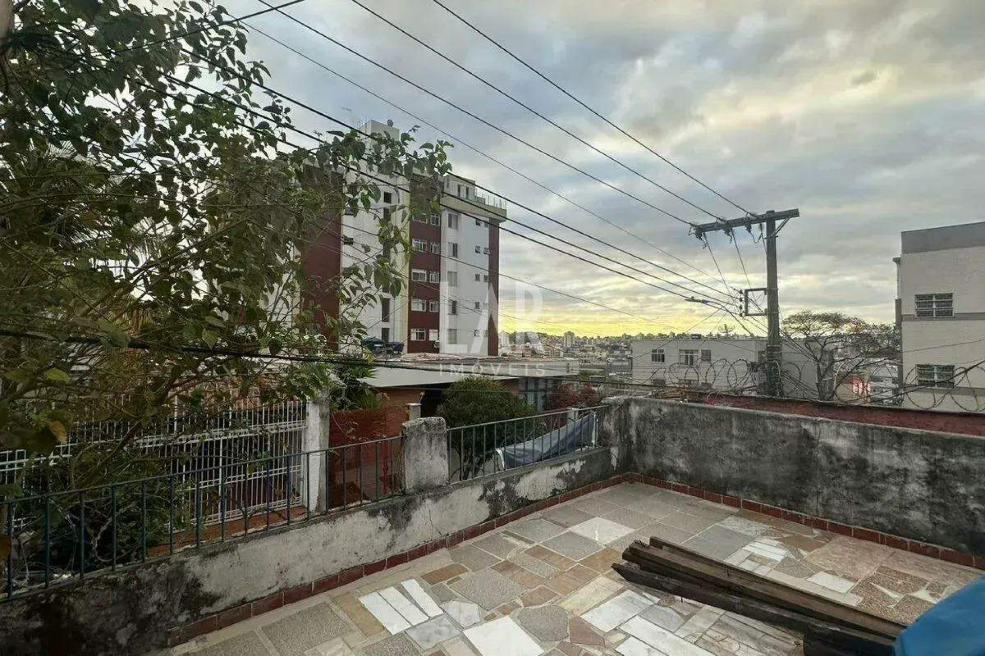 Casa de 5 quartos à venda, Alto Barroca, Belo Horizonte - MG