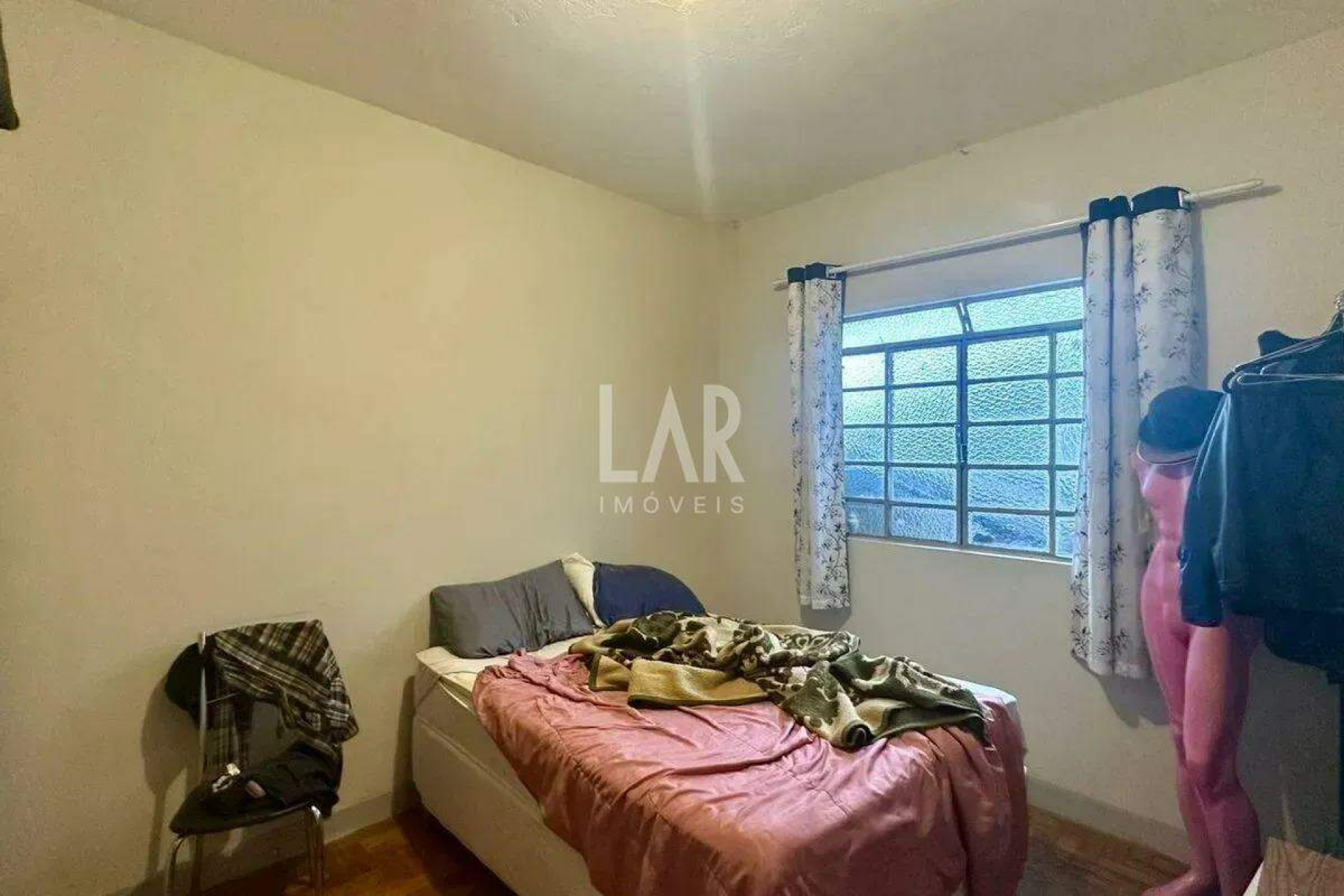 Casa de 5 quartos à venda, Alto Barroca, Belo Horizonte - MG