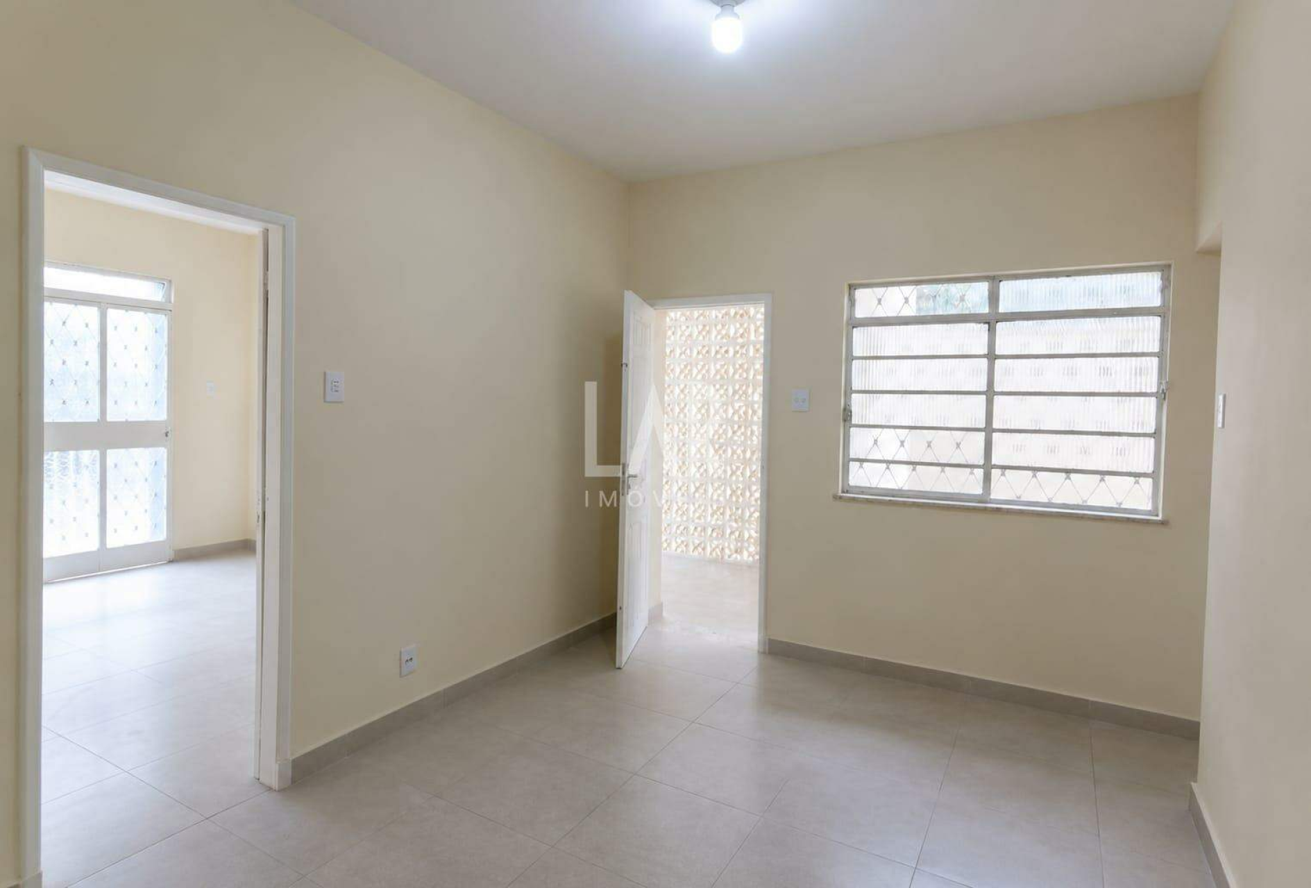 Casa de 3 quartos à venda, Santa Efigênia, Belo Horizonte - MG