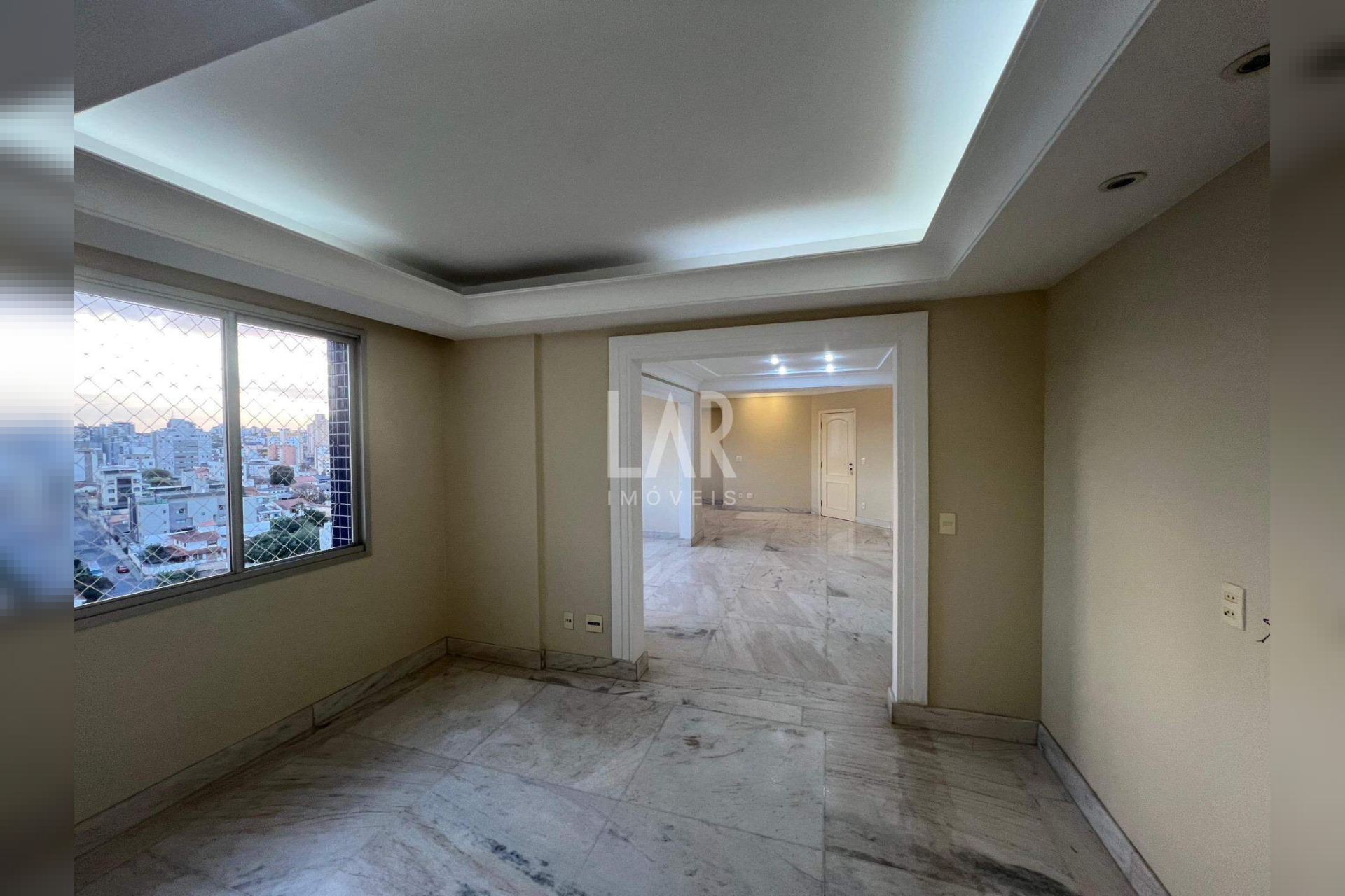 Apartamento de 4 quartos para alugar, Grajaú, Belo Horizonte - MG