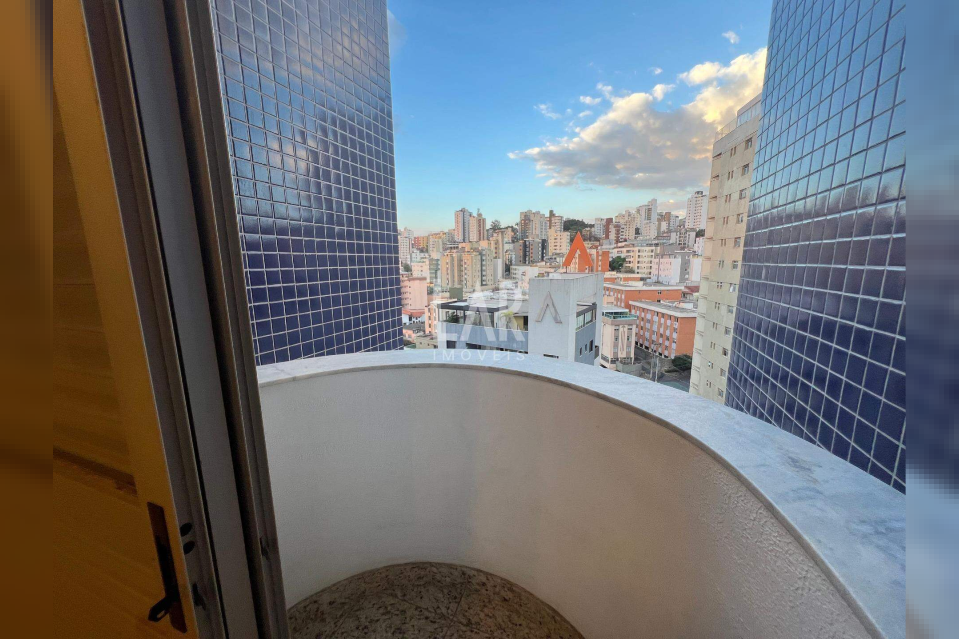 Apartamento de 4 quartos para alugar, Grajaú, Belo Horizonte - MG