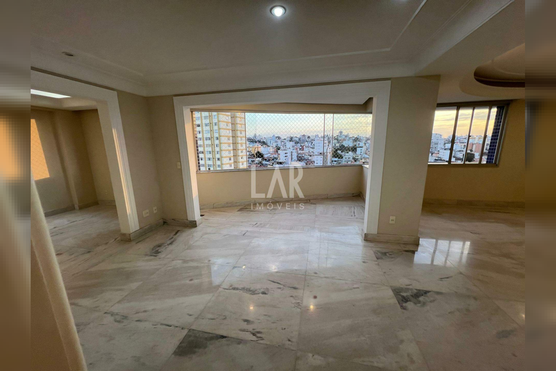 Apartamento de 4 quartos para alugar, Grajaú, Belo Horizonte - MG