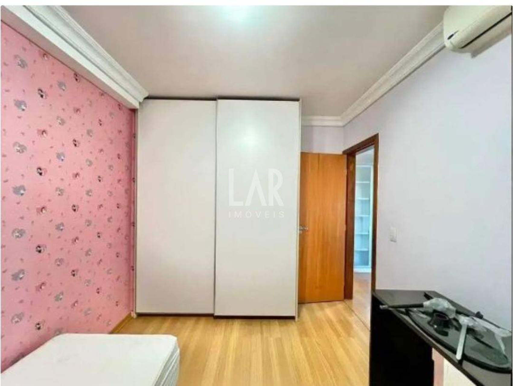 Apartamento de 3 quartos para alugar, Santa Efigênia, Belo Horizonte - MG