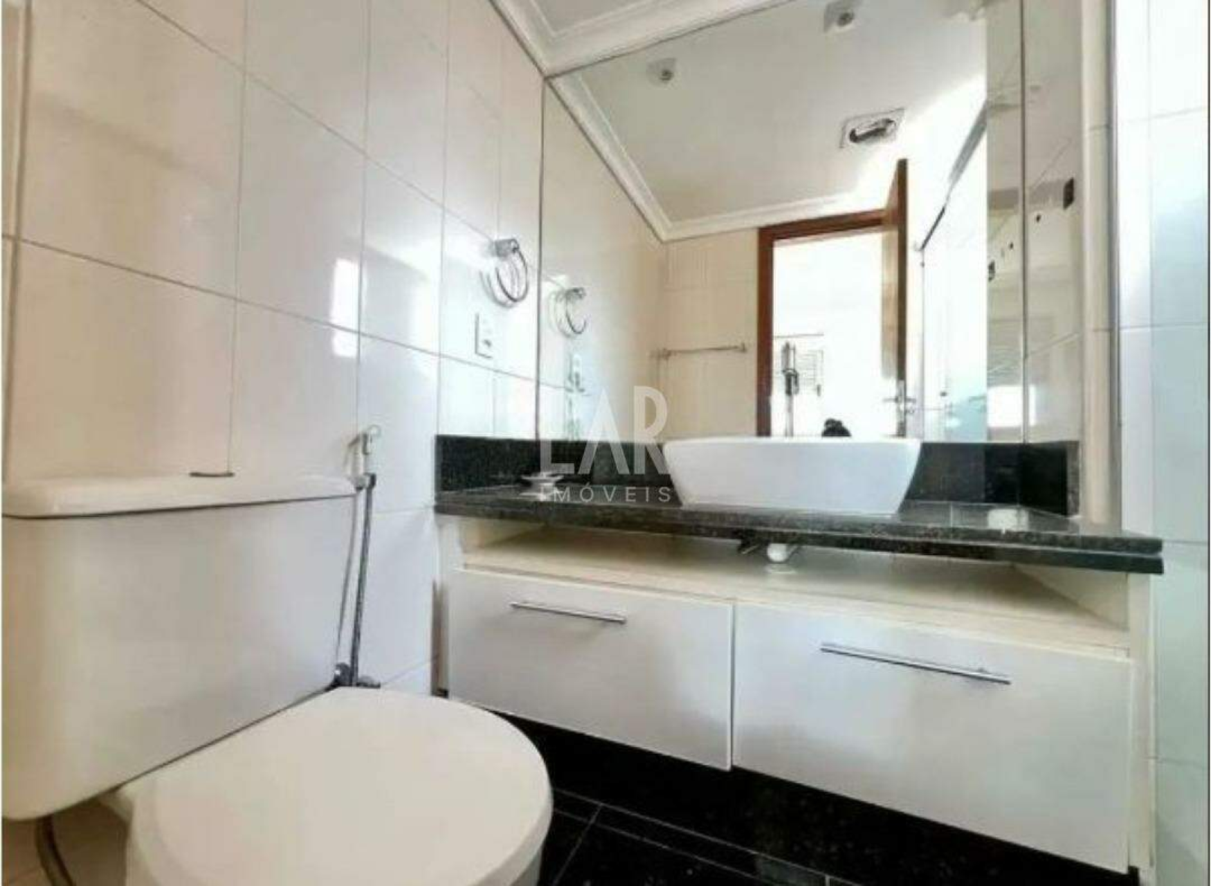 Apartamento de 3 quartos para alugar, Santa Efigênia, Belo Horizonte - MG
