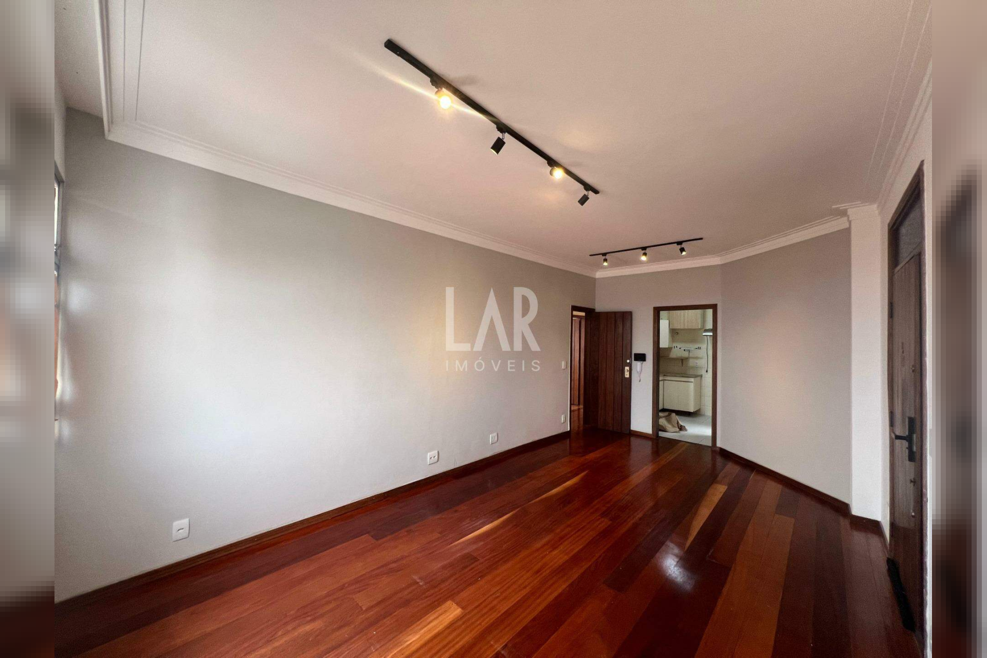 Apartamento de 3 quartos para alugar, Santa Efigênia, Belo Horizonte - MG