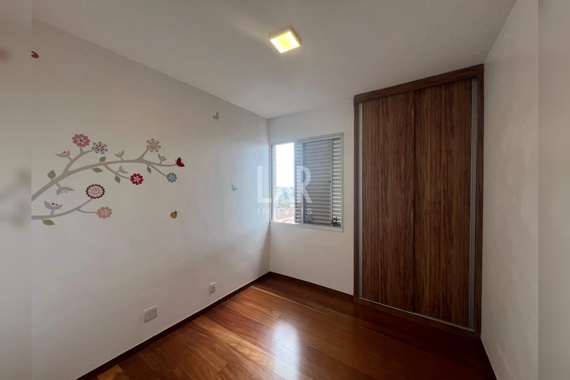 Apartamento de 3 quartos para alugar, Santa Efigênia, Belo Horizonte - MG