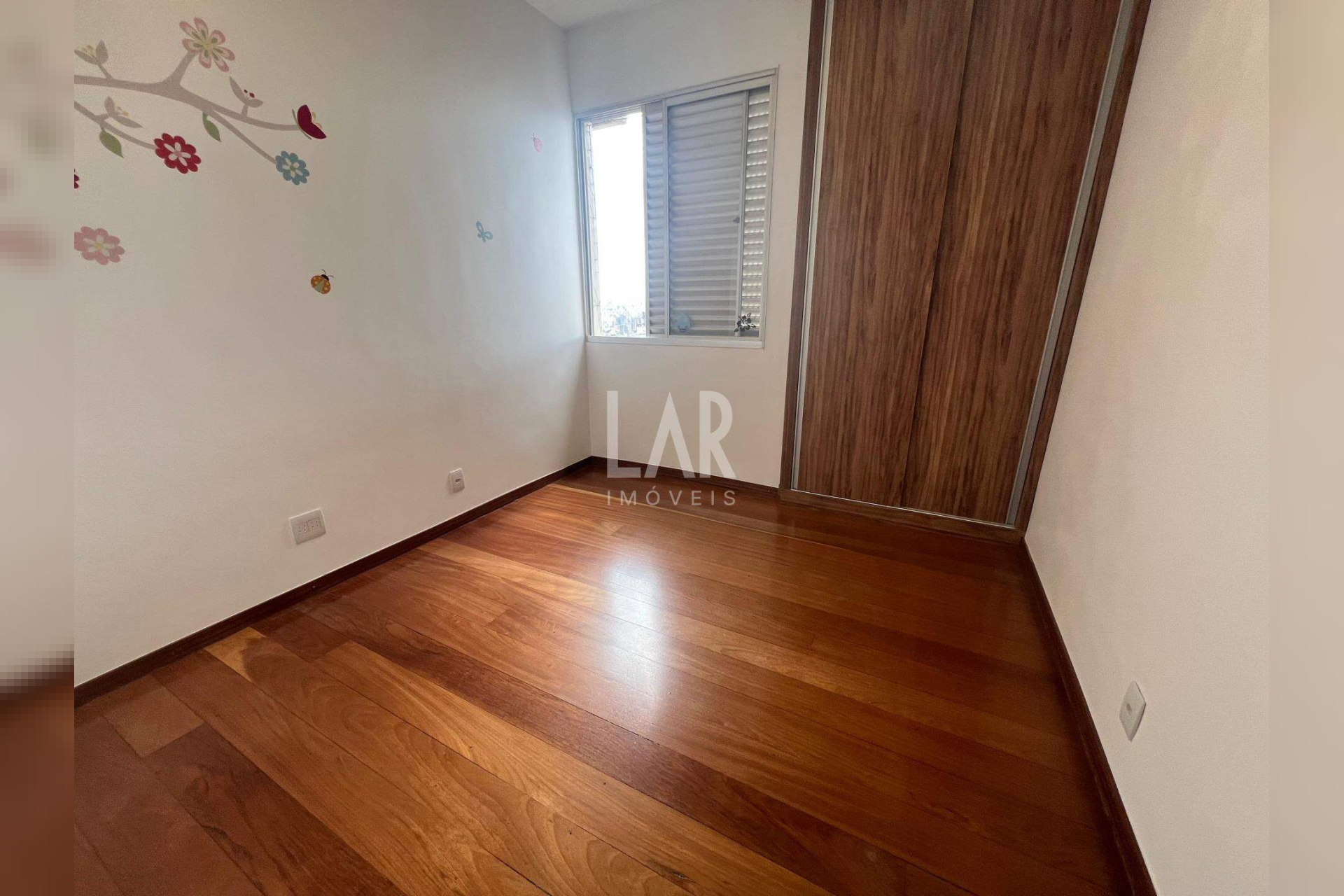 Apartamento de 3 quartos para alugar, Santa Efigênia, Belo Horizonte - MG