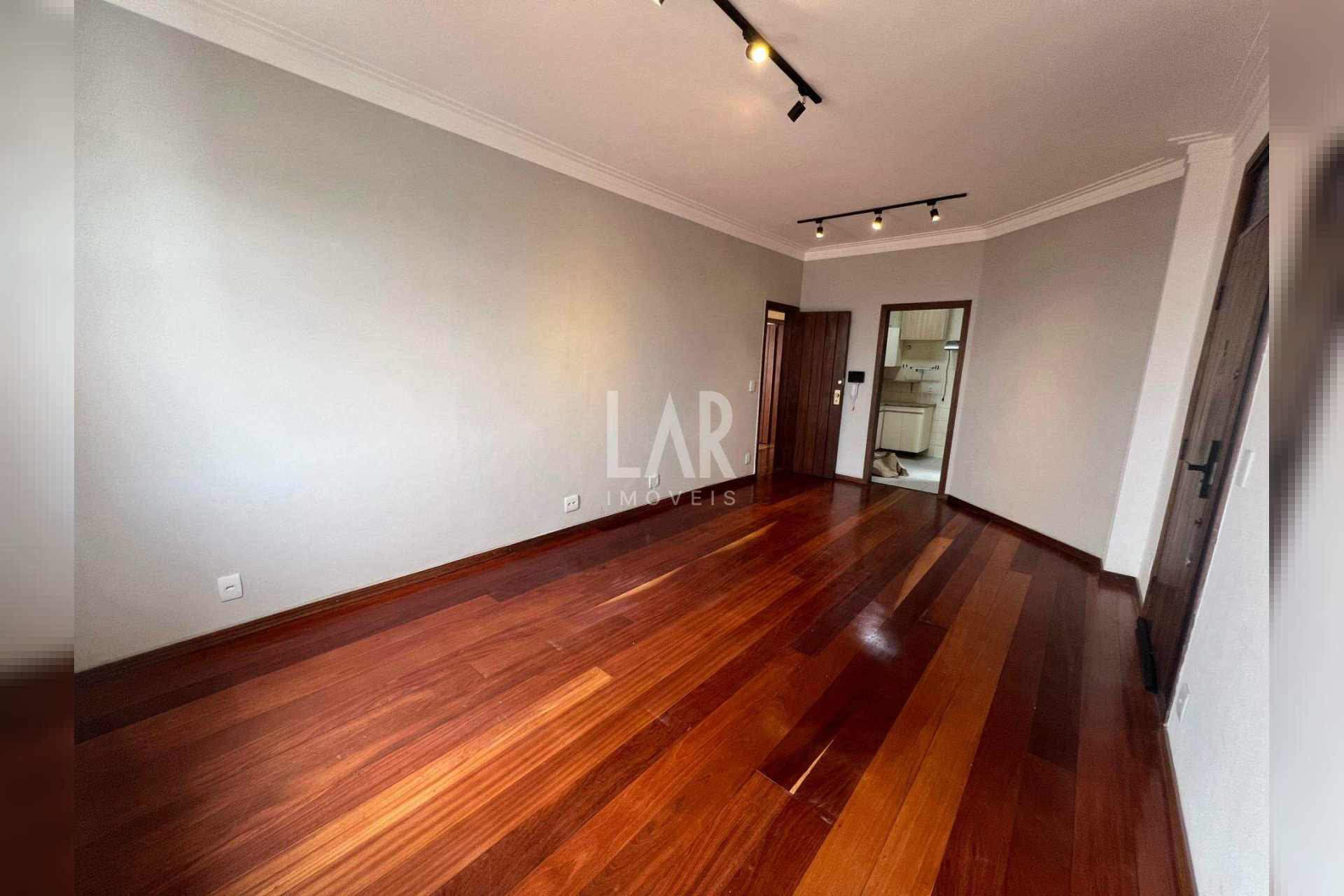 Apartamento de 3 quartos para alugar, Santa Efigênia, Belo Horizonte - MG