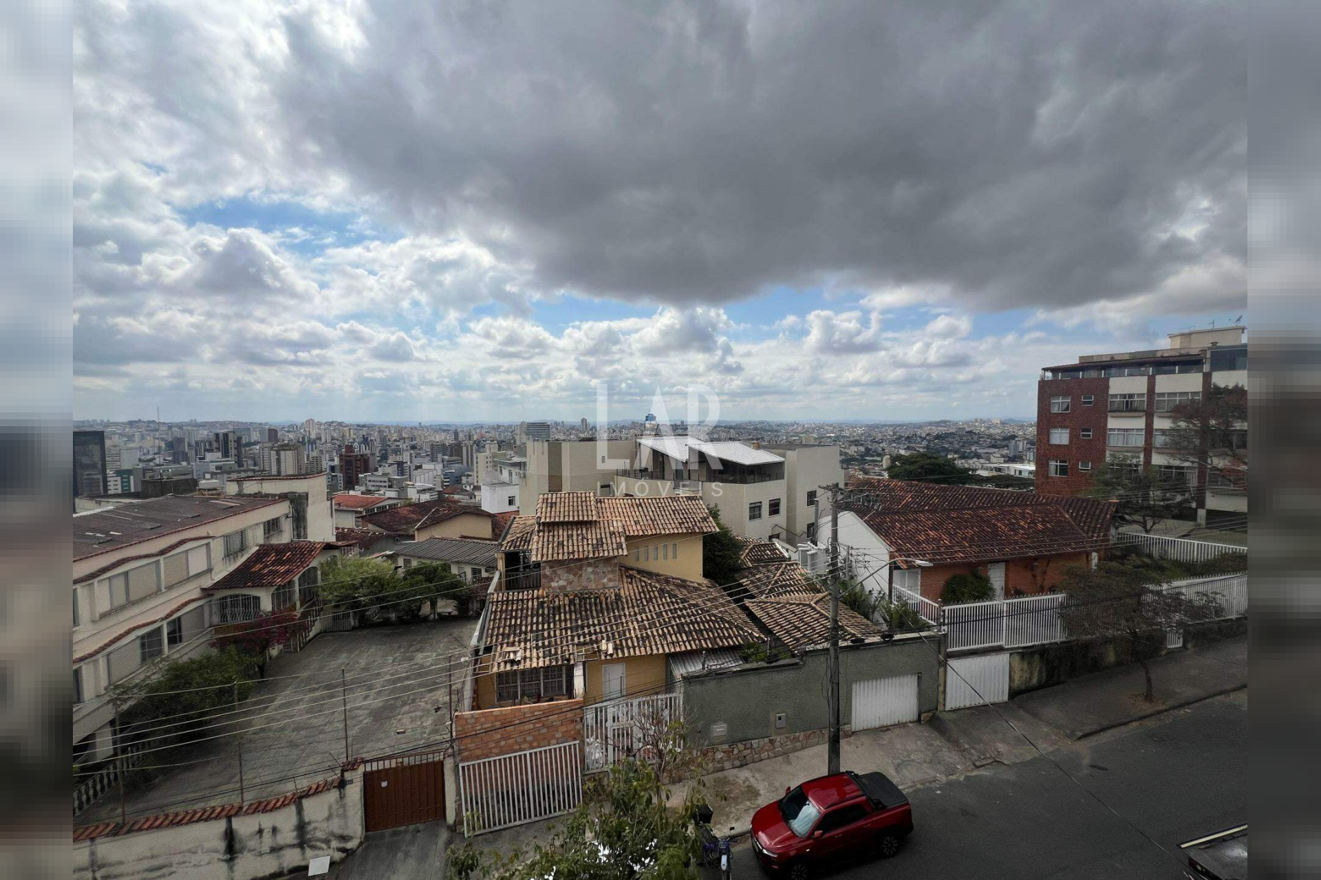 Apartamento de 3 quartos para alugar, Santa Efigênia, Belo Horizonte - MG