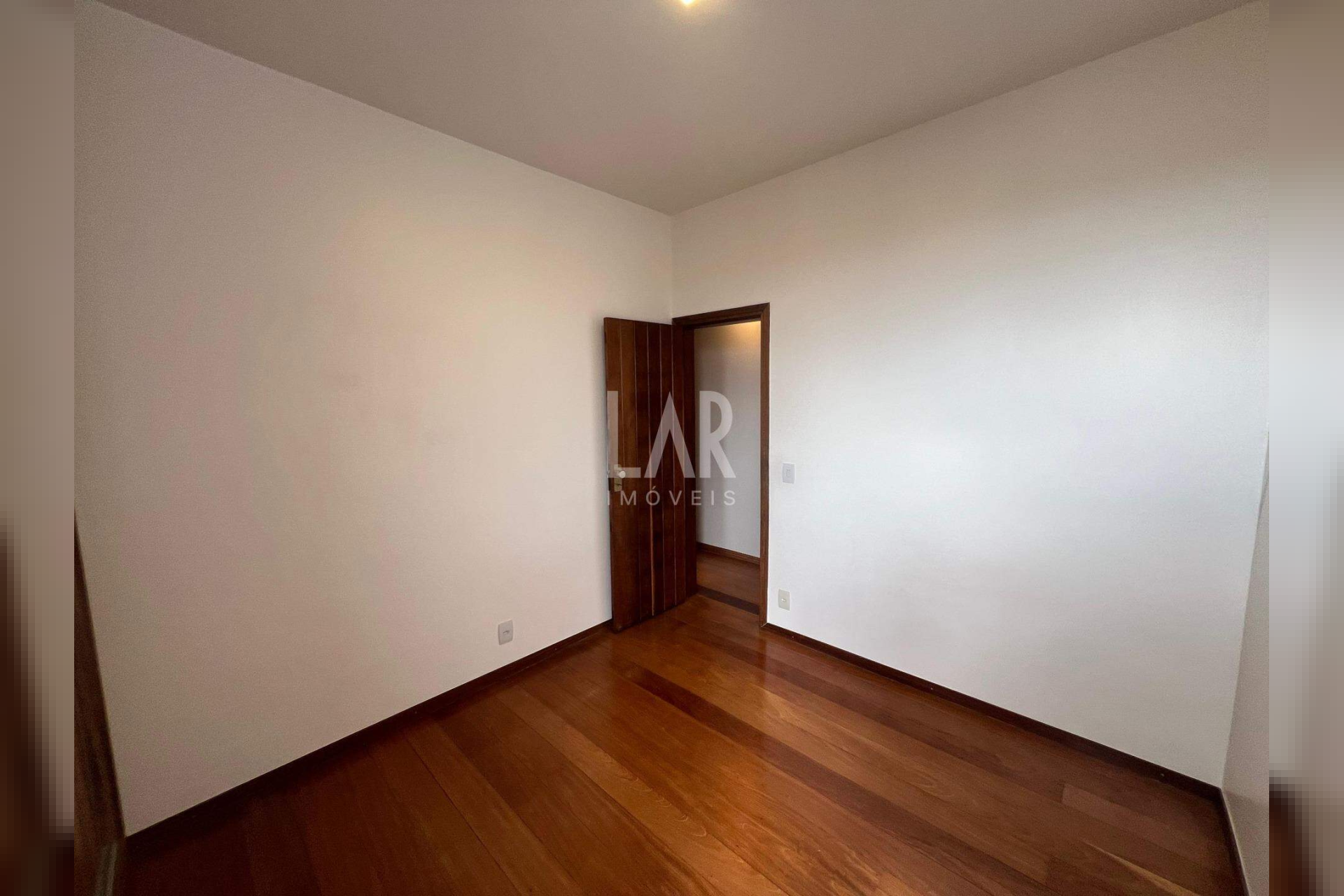 Apartamento de 3 quartos para alugar, Santa Efigênia, Belo Horizonte - MG