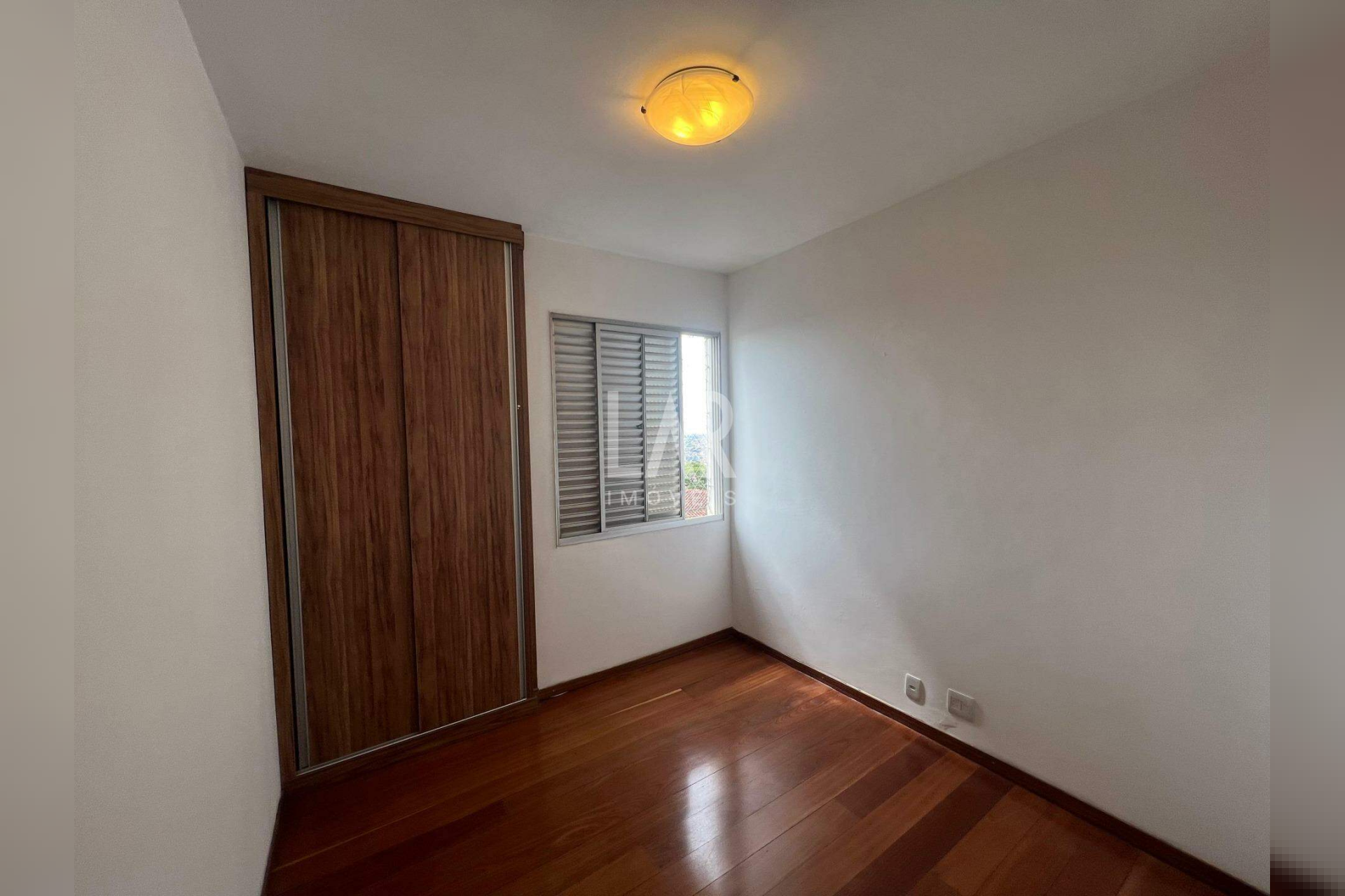 Apartamento de 3 quartos para alugar, Santa Efigênia, Belo Horizonte - MG