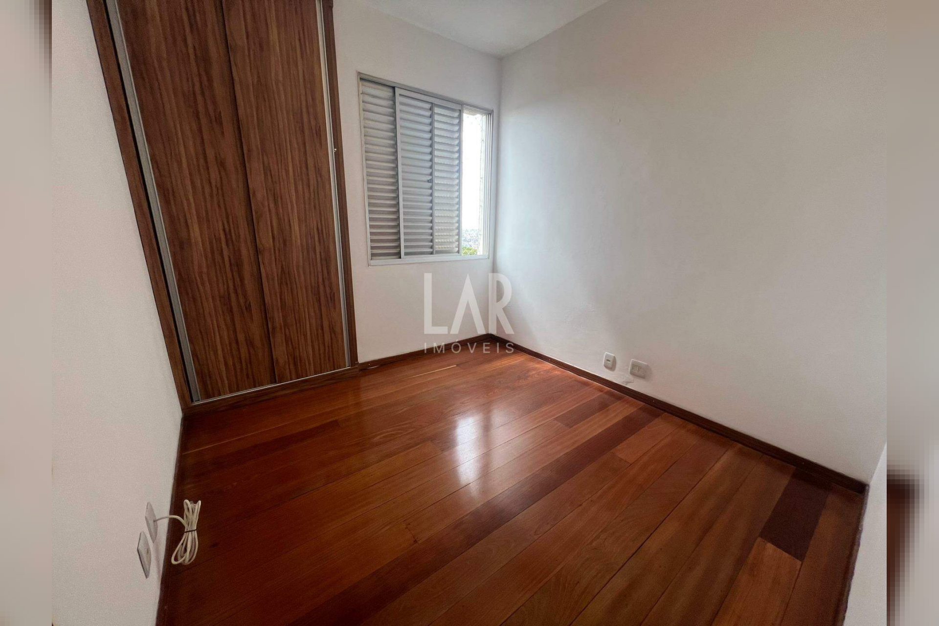 Apartamento de 3 quartos para alugar, Santa Efigênia, Belo Horizonte - MG