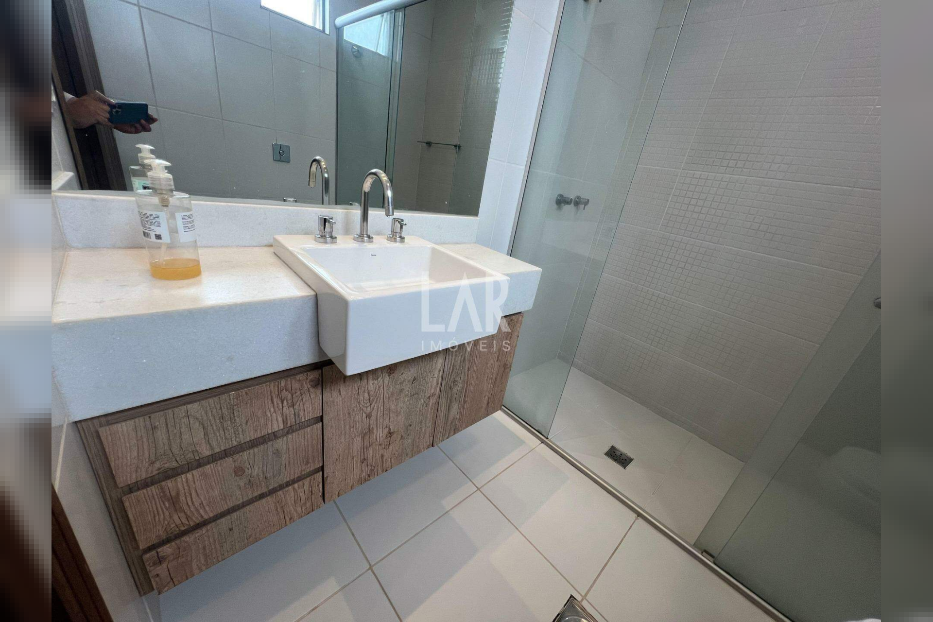 Apartamento de 3 quartos para alugar, Santa Efigênia, Belo Horizonte - MG