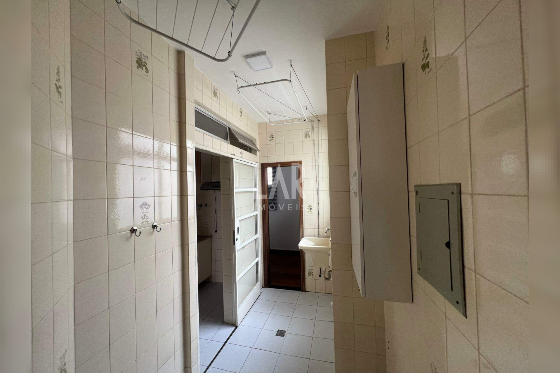 Apartamento de 3 quartos para alugar, Santa Efigênia, Belo Horizonte - MG