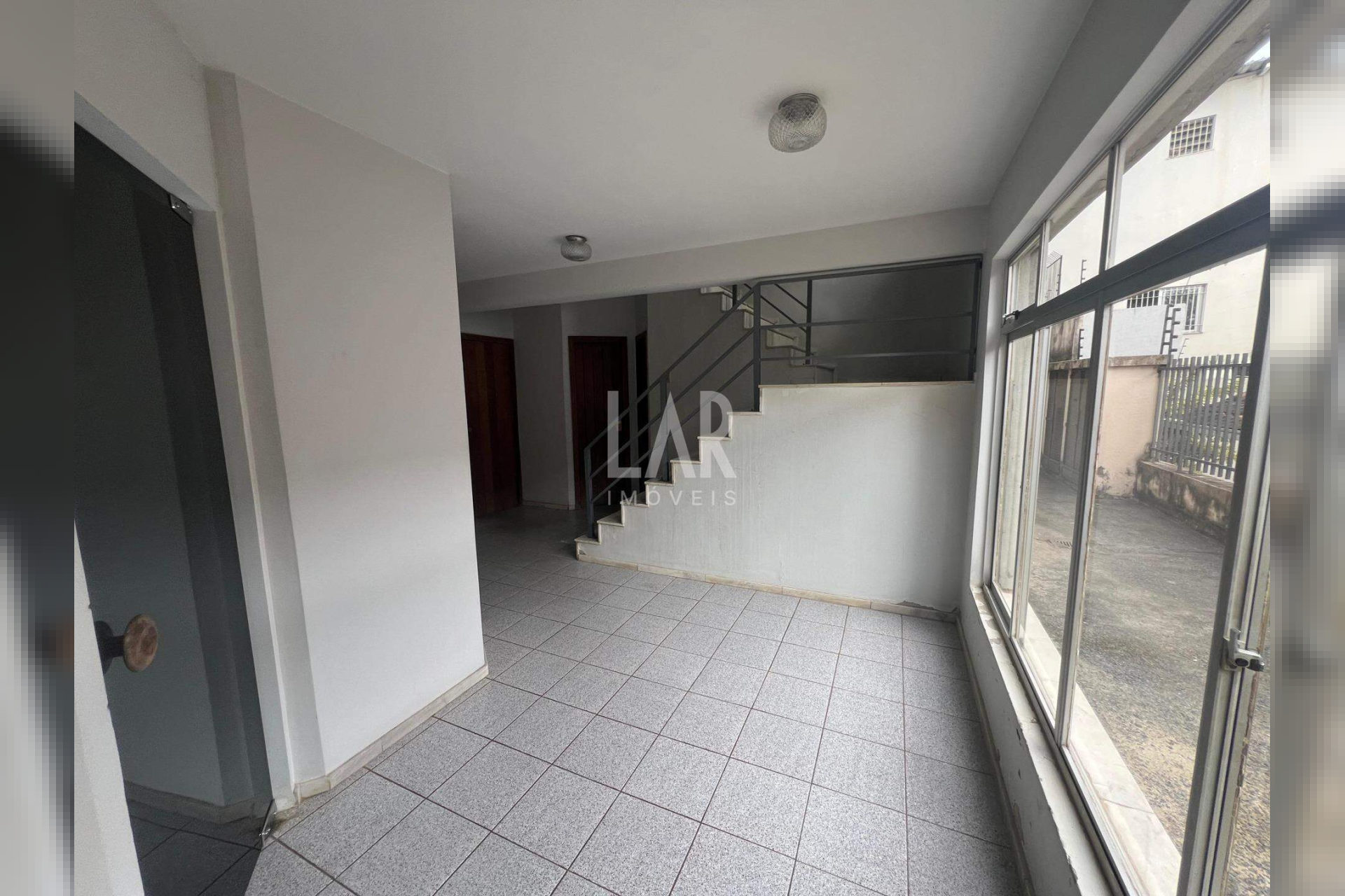 Apartamento de 3 quartos para alugar, Santa Efigênia, Belo Horizonte - MG