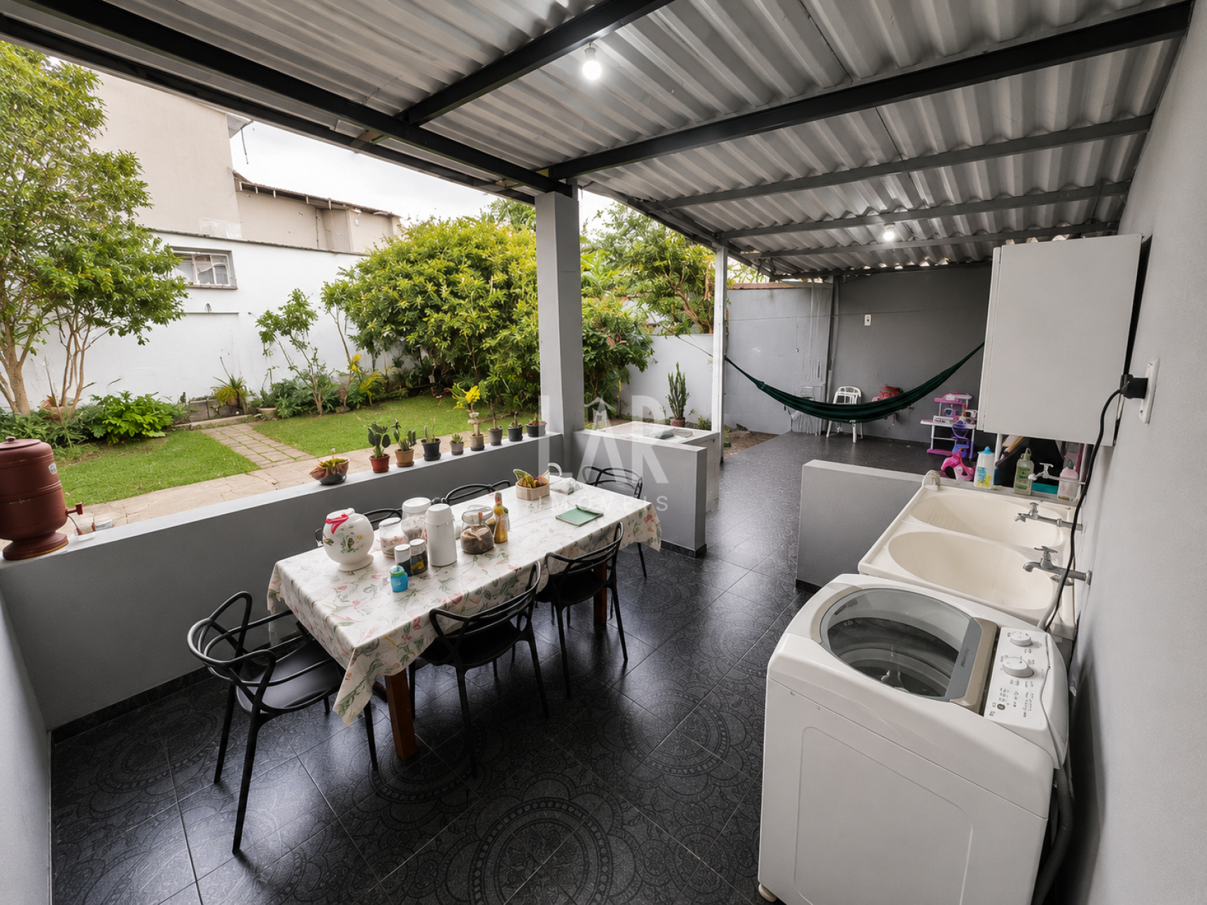Casa de 2 quartos à venda, Dona Clara, Belo Horizonte - MG