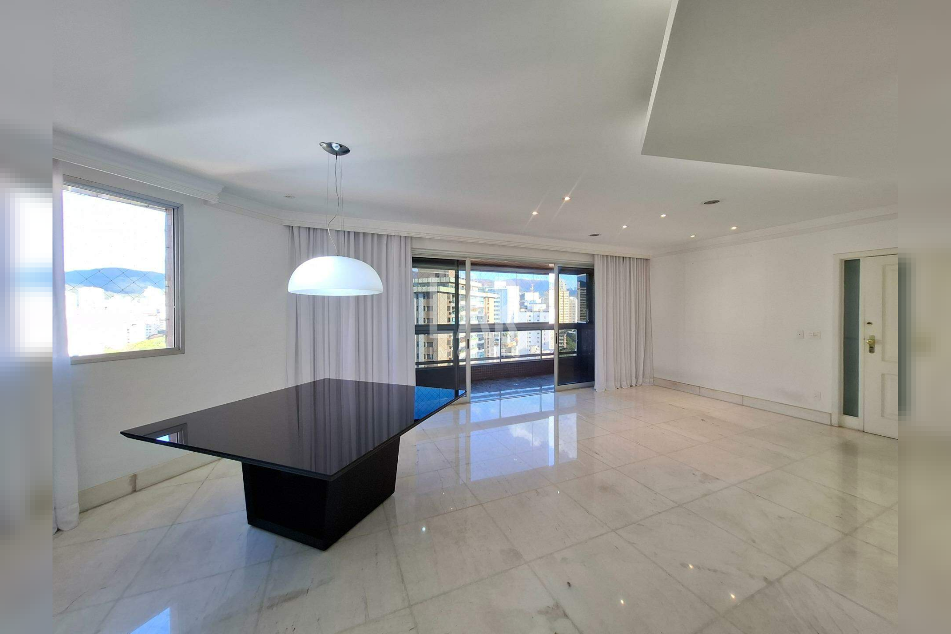 Apartamento de 4 quartos à venda, Funcionários, Belo Horizonte - MG