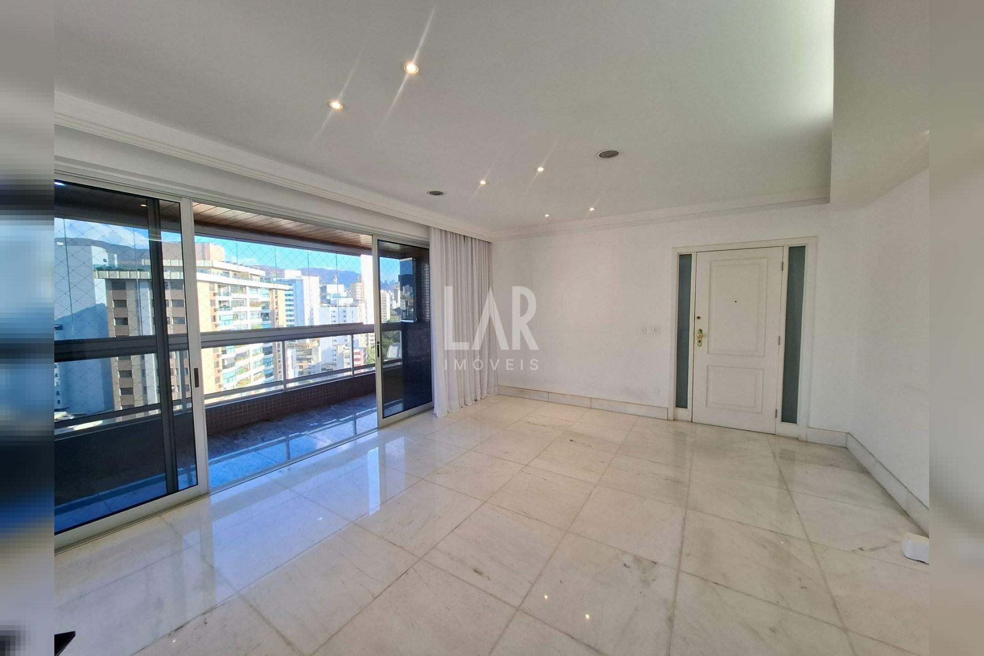 Apartamento de 4 quartos à venda, Funcionários, Belo Horizonte - MG