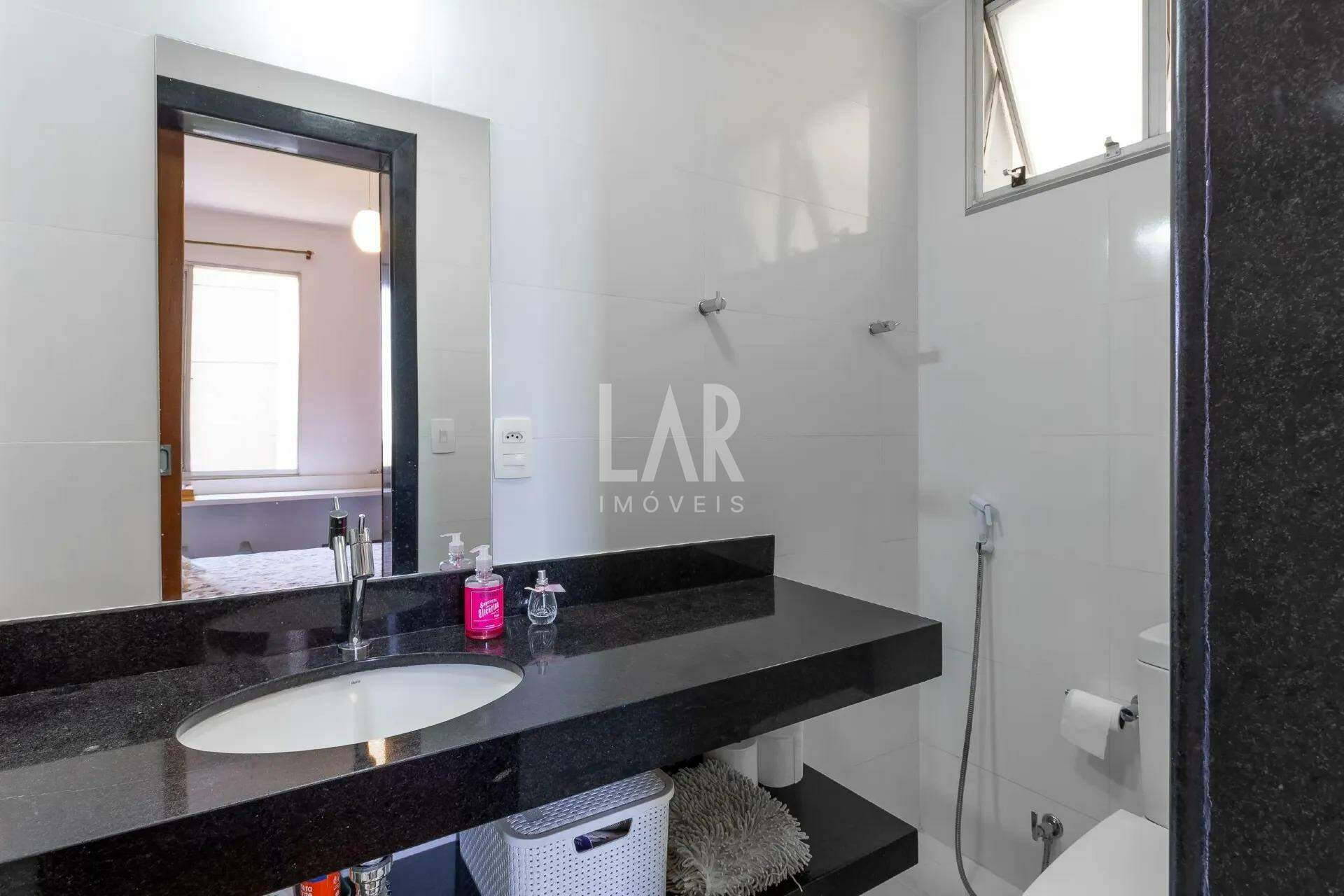 Apartamento de 2 quartos à venda, Santo Antônio, Belo Horizonte - MG