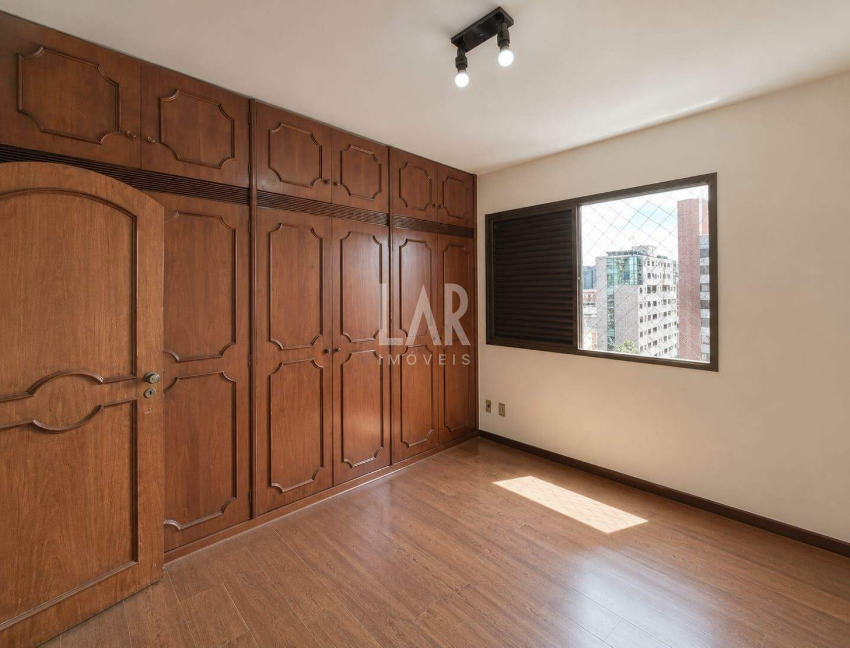 Apartamento de 4 quartos à venda, Funcionários, Belo Horizonte - MG