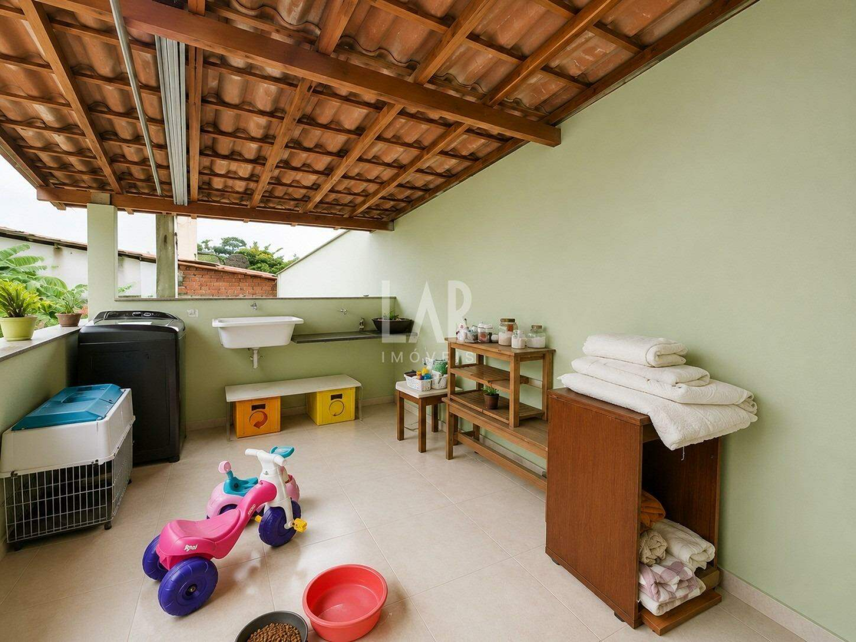 Casa de 5 quartos à venda, Santa Branca, Belo Horizonte - MG