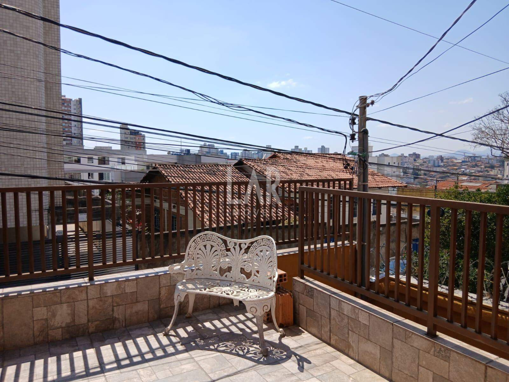 Casa de 3 quartos à venda, Sagrada Família, Belo Horizonte - MG