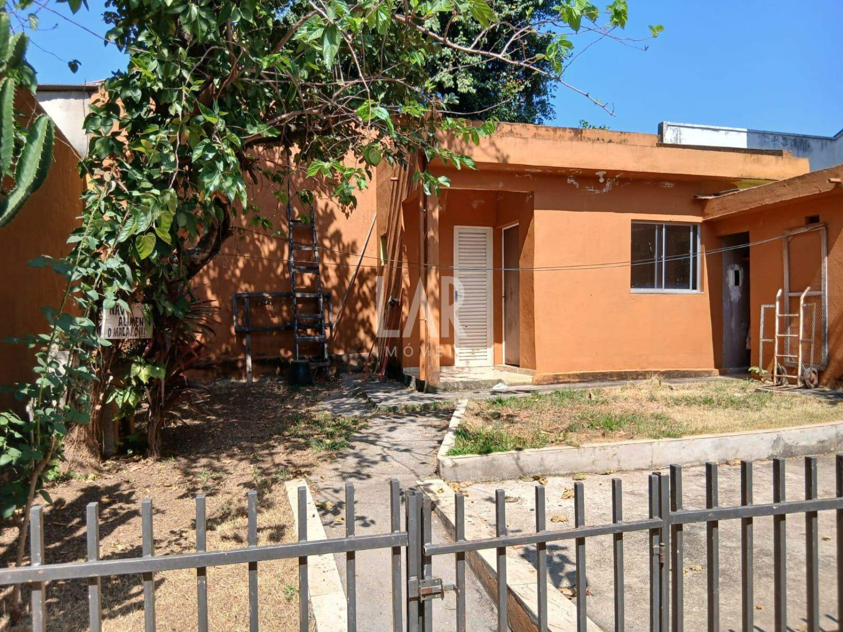 Casa de 3 quartos à venda, Sagrada Família, Belo Horizonte - MG