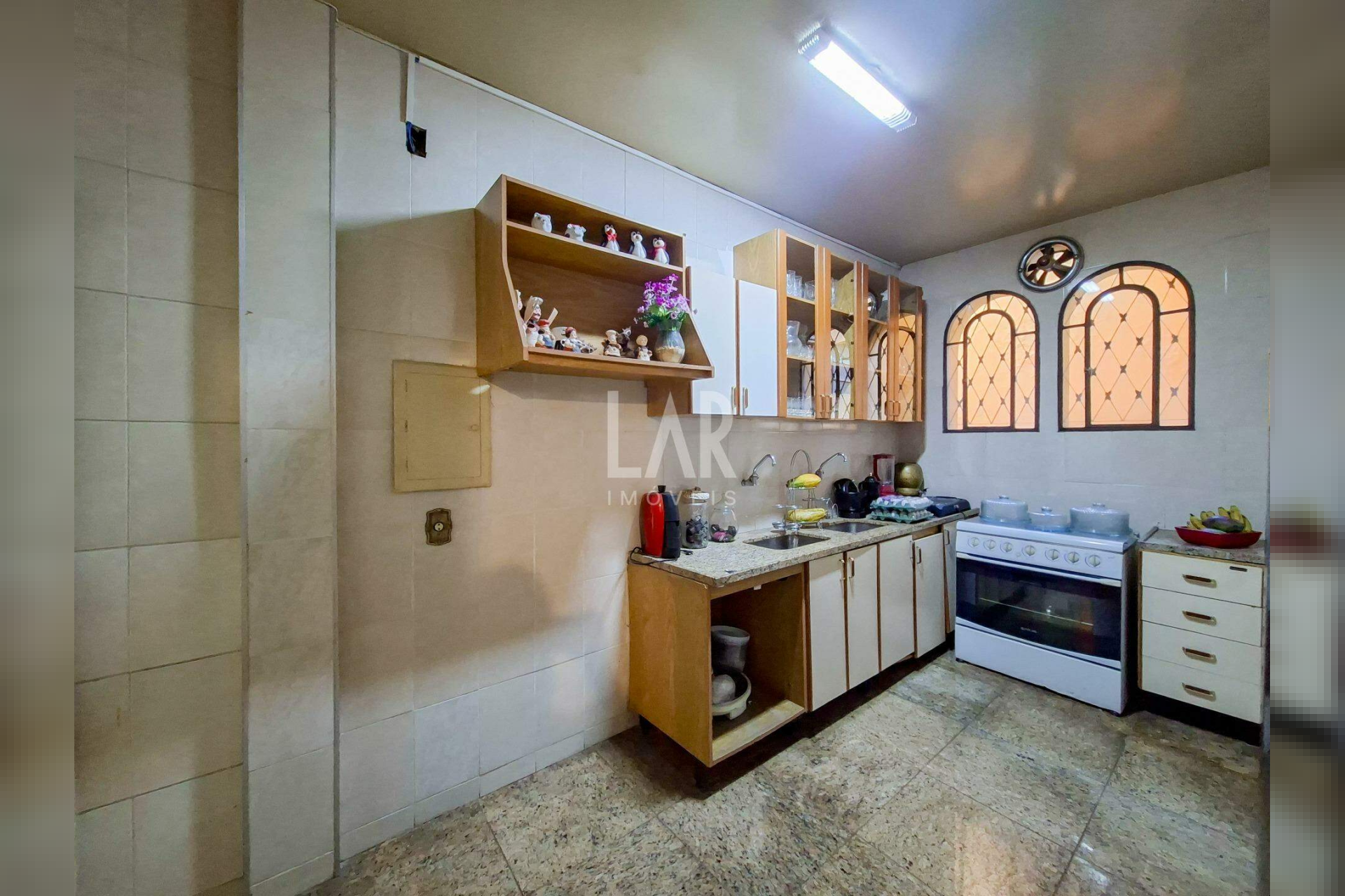 Casa de 5 quartos à venda, São José, Belo Horizonte - MG