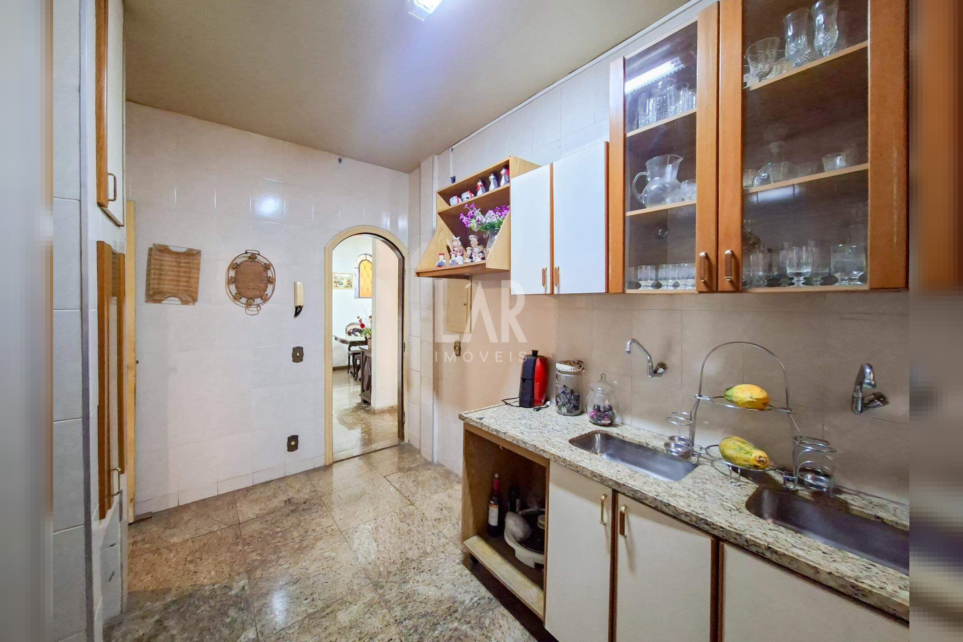 Casa de 5 quartos à venda, São José, Belo Horizonte - MG