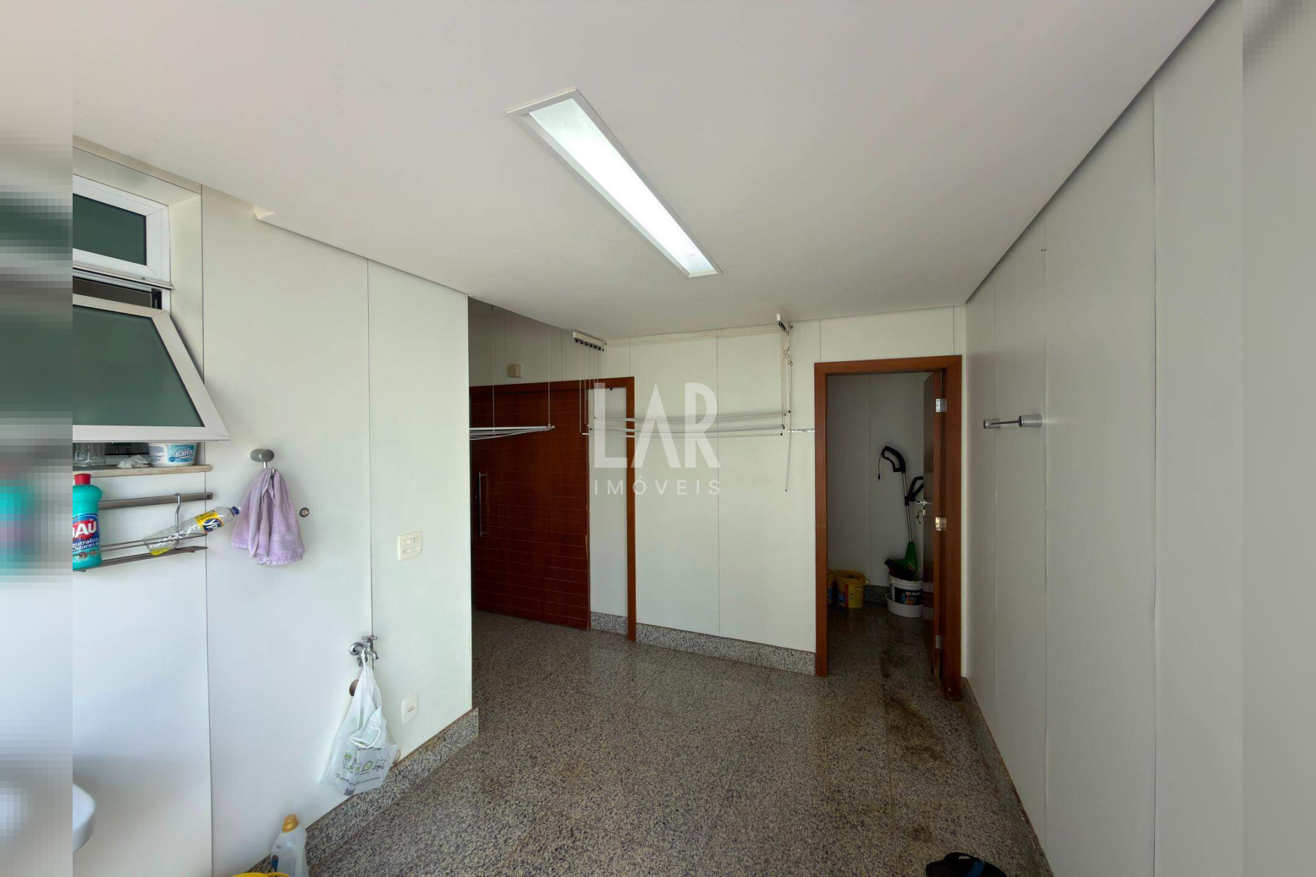 Casa de 5 quartos à venda, Belvedere, Belo Horizonte - MG