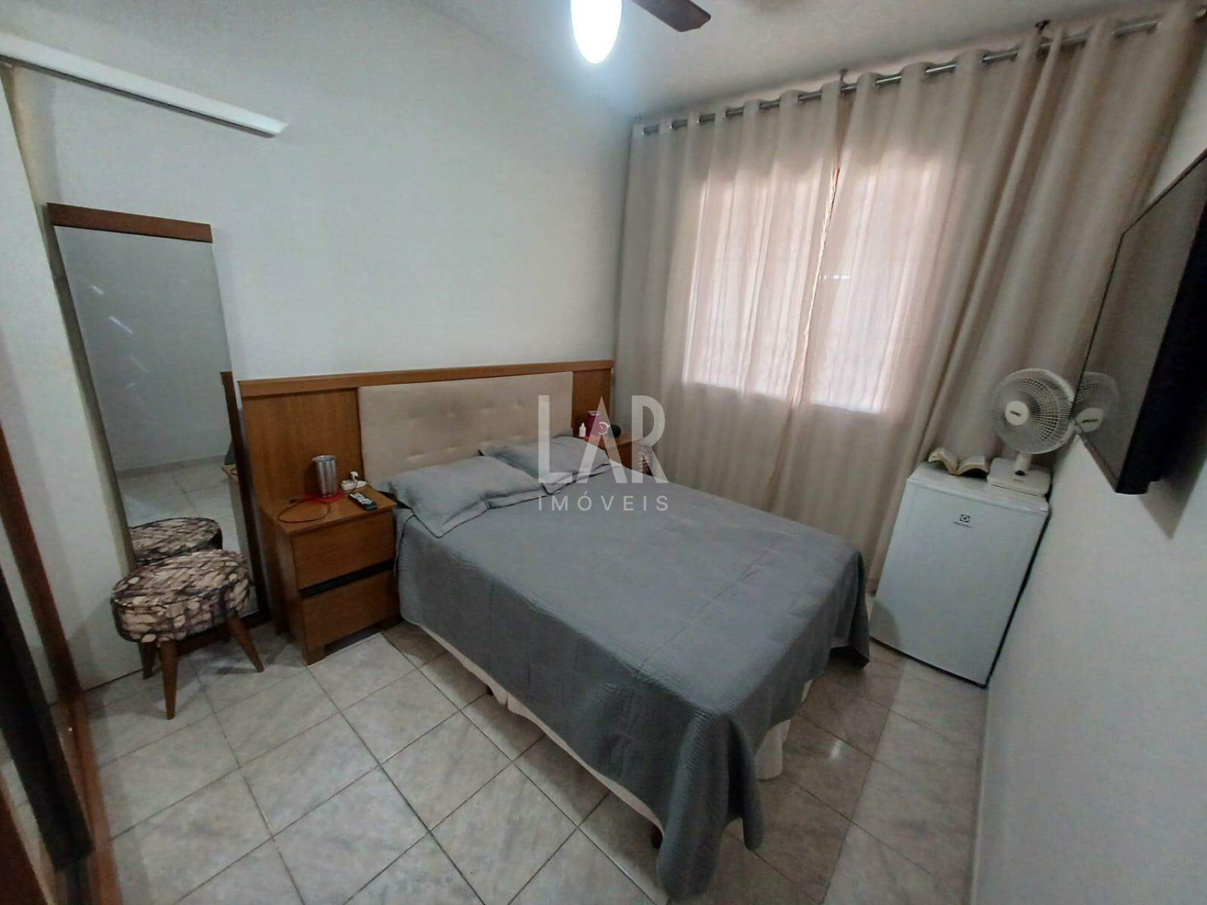 Casa Geminada de 3 quartos à venda, Santa Amélia, Belo Horizonte - MG