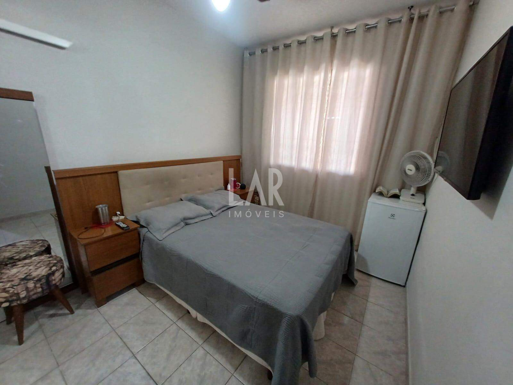 Casa Geminada de 3 quartos à venda, Santa Amélia, Belo Horizonte - MG