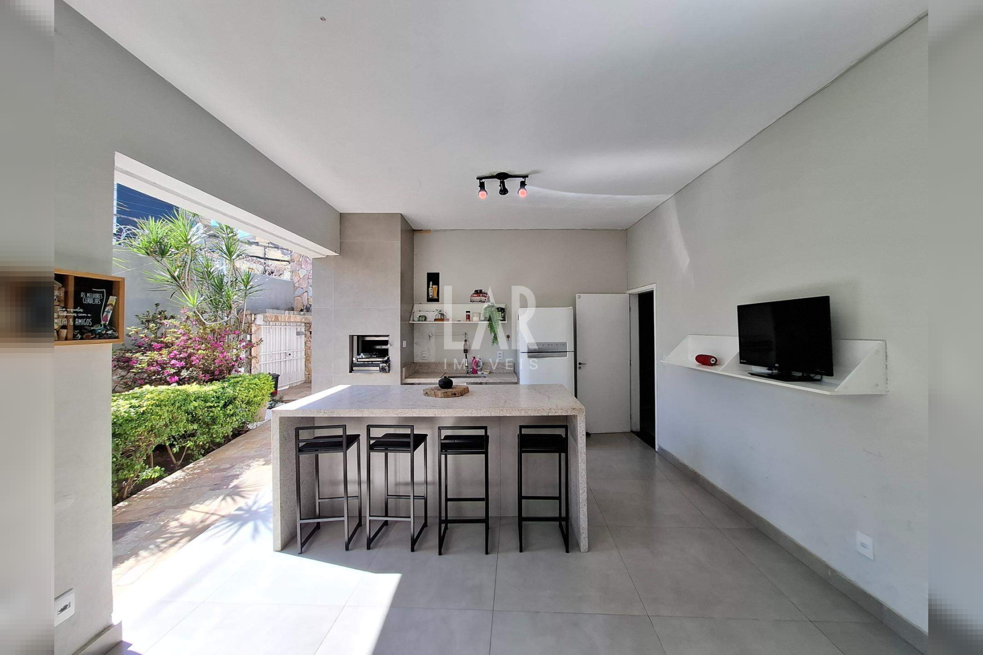 Casa de 6 quartos à venda, Cruzeiro, Belo Horizonte - MG
