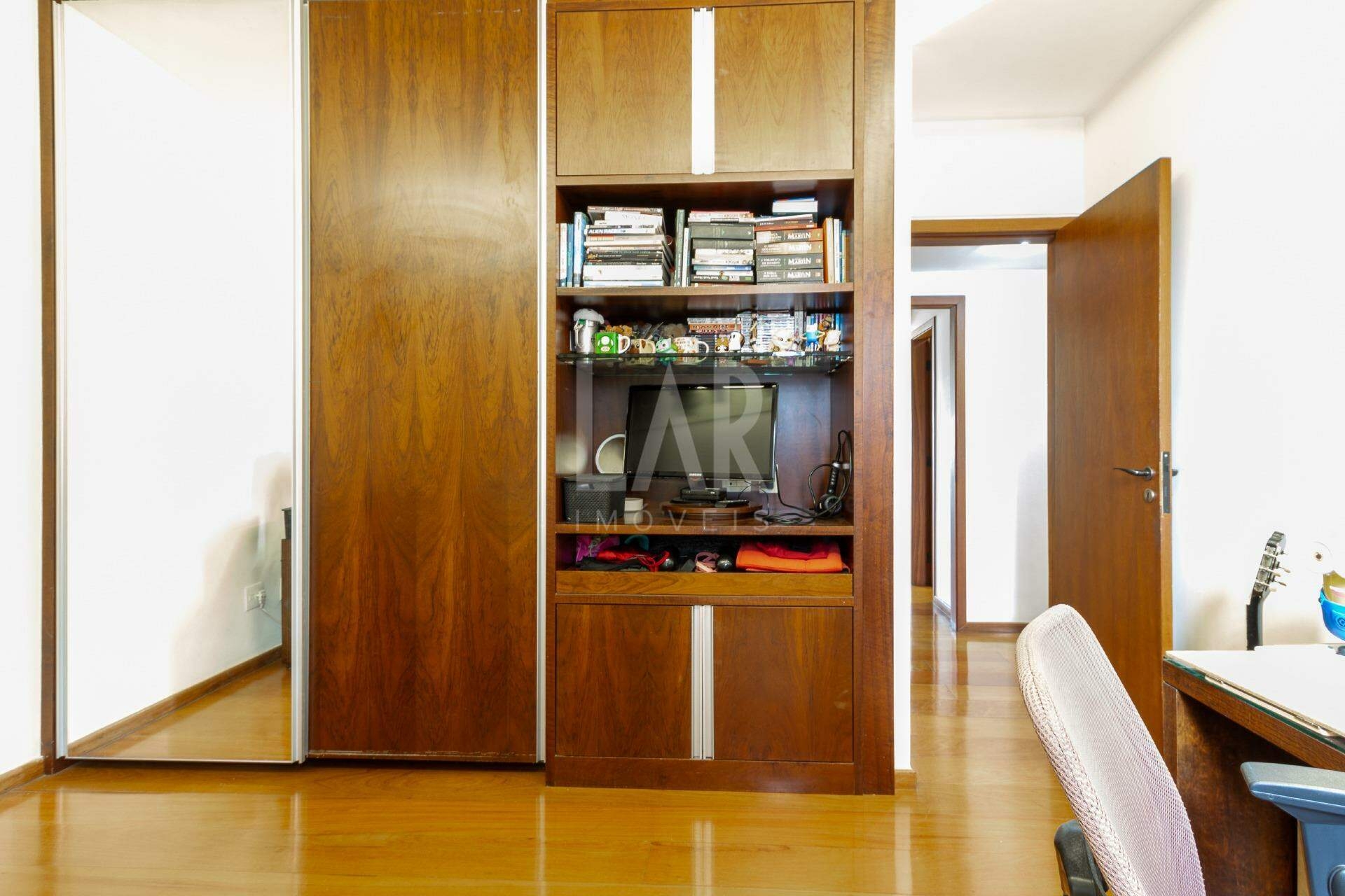 Apartamento de 4 quartos à venda, Vila Paris, Belo Horizonte - MG