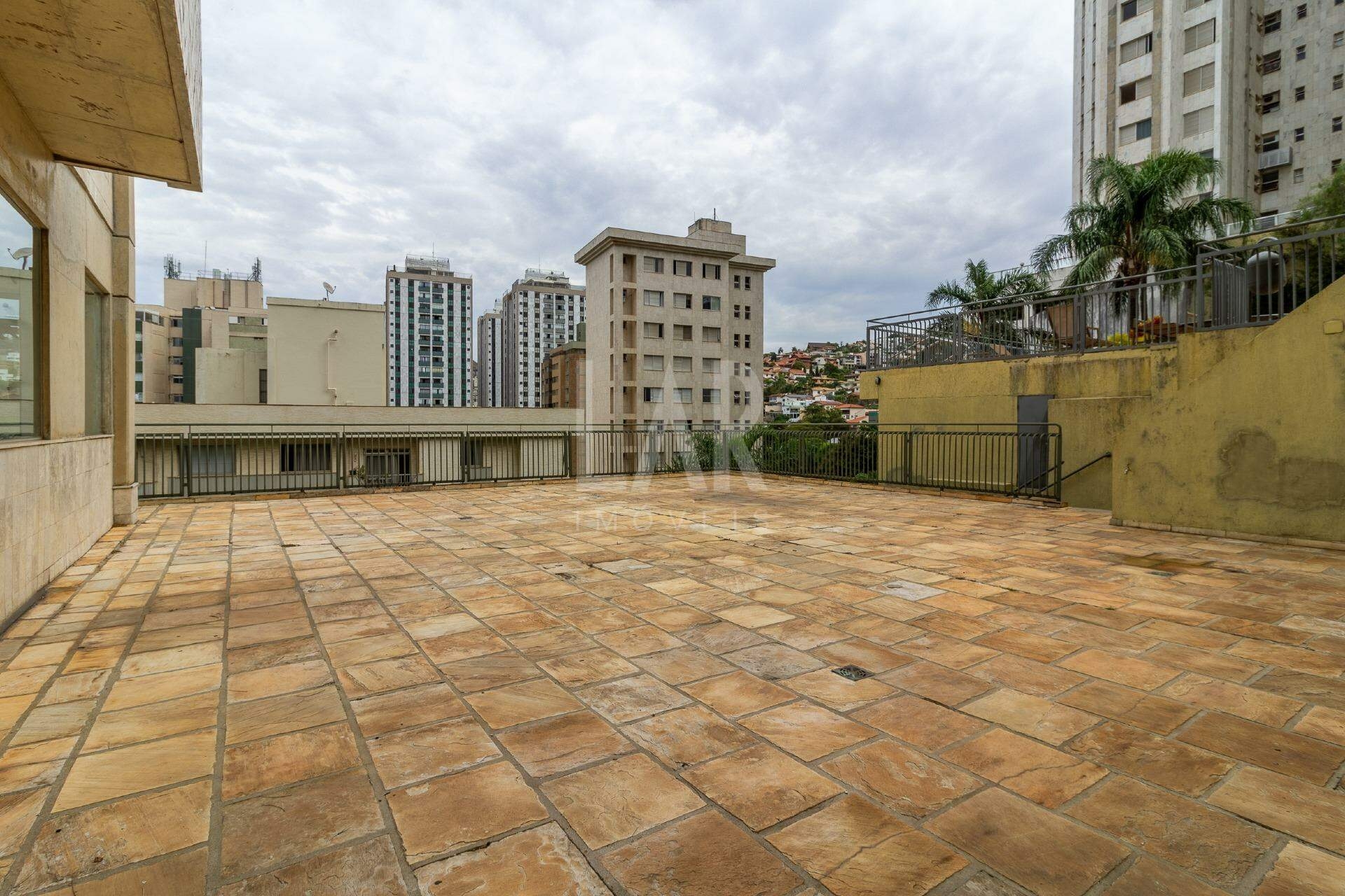 Apartamento de 4 quartos à venda, Vila Paris, Belo Horizonte - MG
