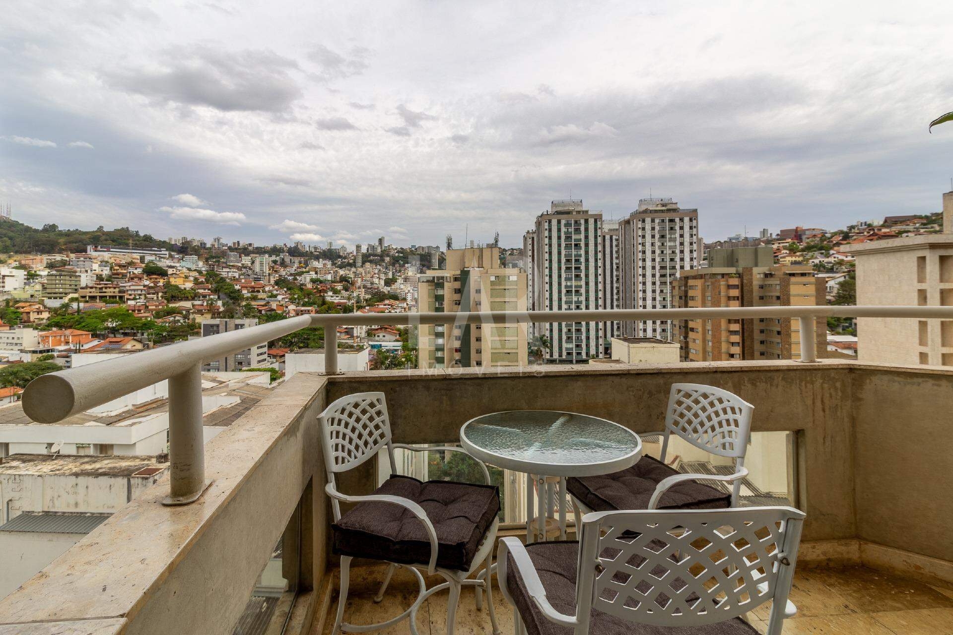 Apartamento de 4 quartos à venda, Vila Paris, Belo Horizonte - MG
