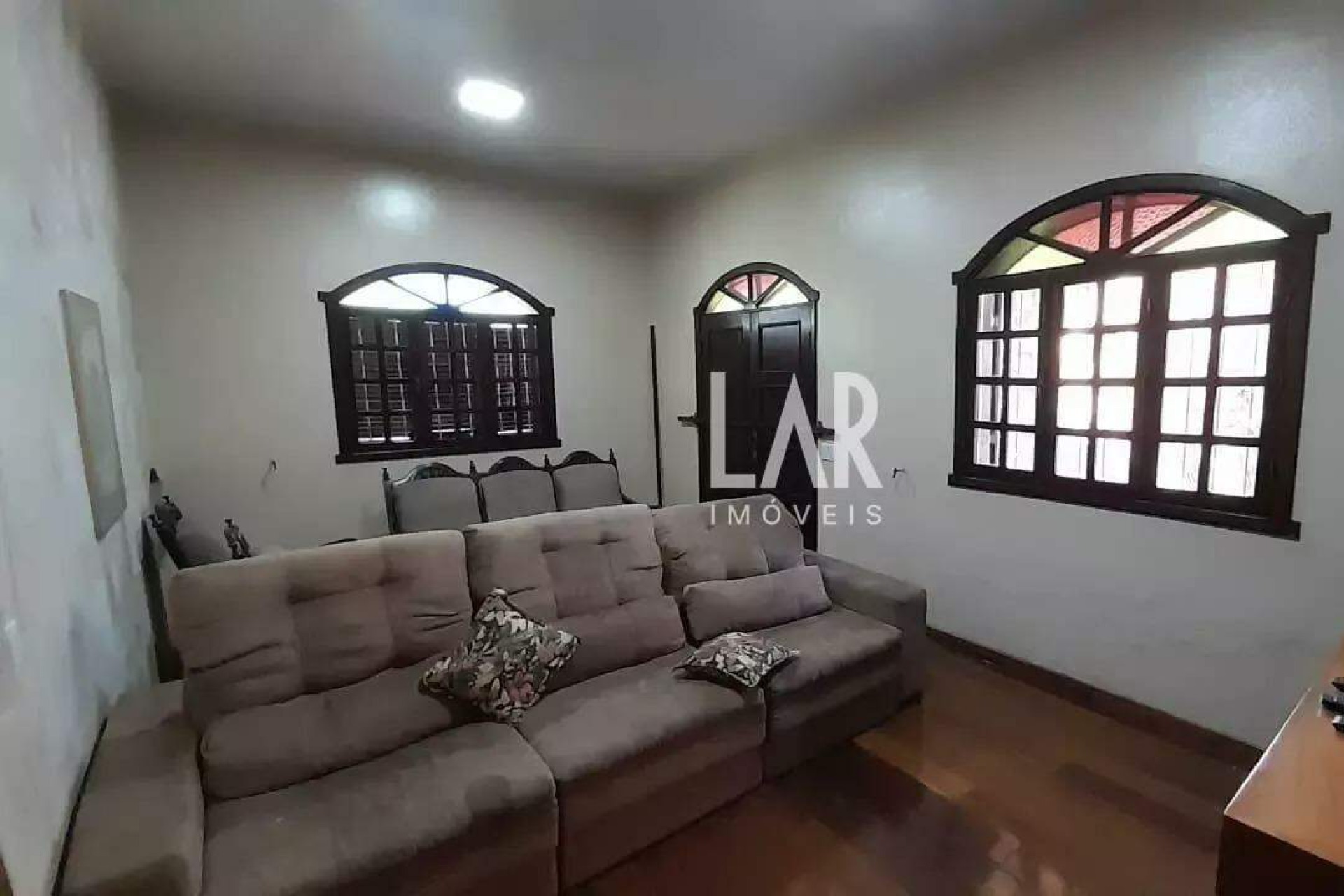 Casa com 5 quartos — Universitário, Belo Horizonte