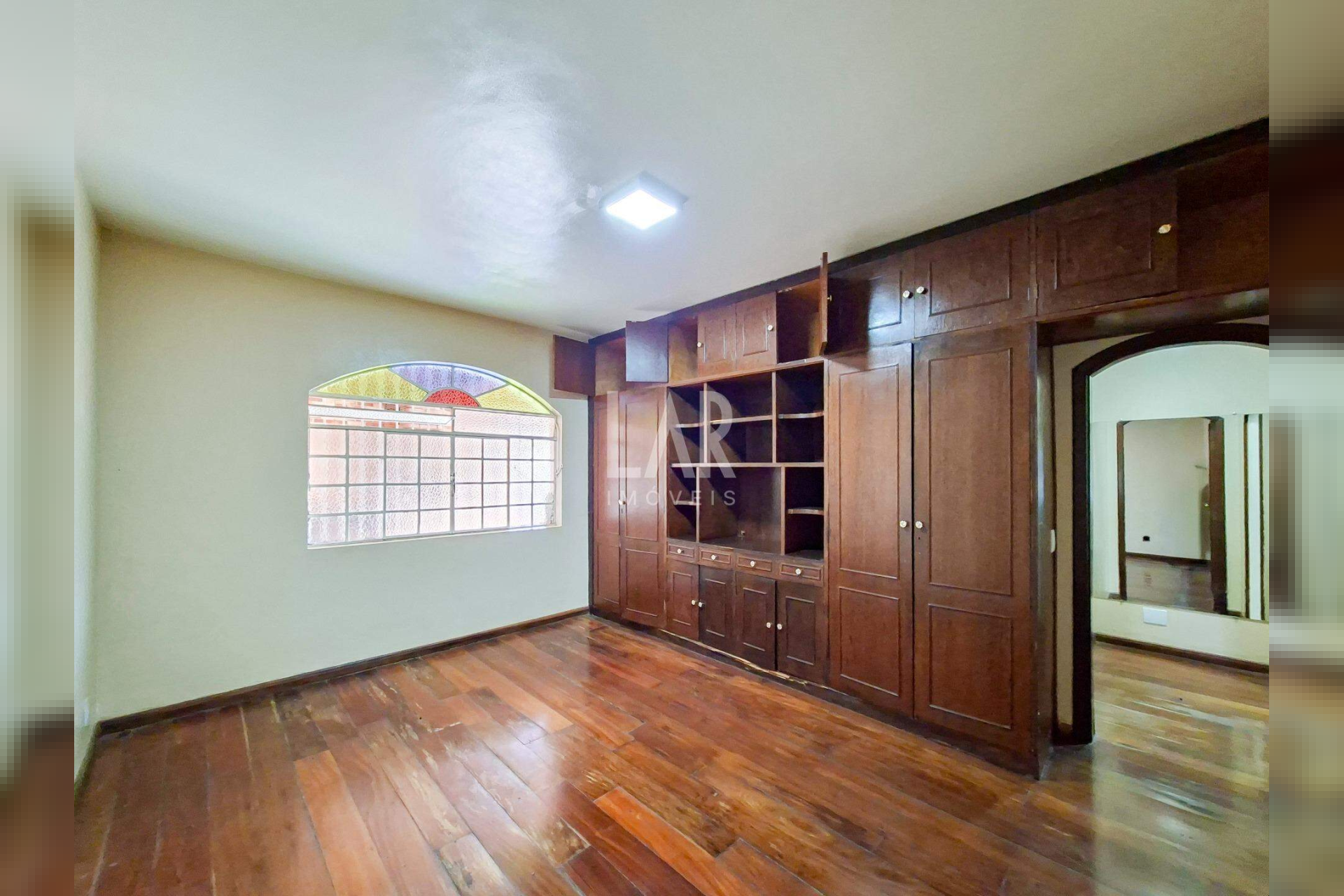 Casa de 5 quartos à venda, Santa Rosa, Belo Horizonte - MG