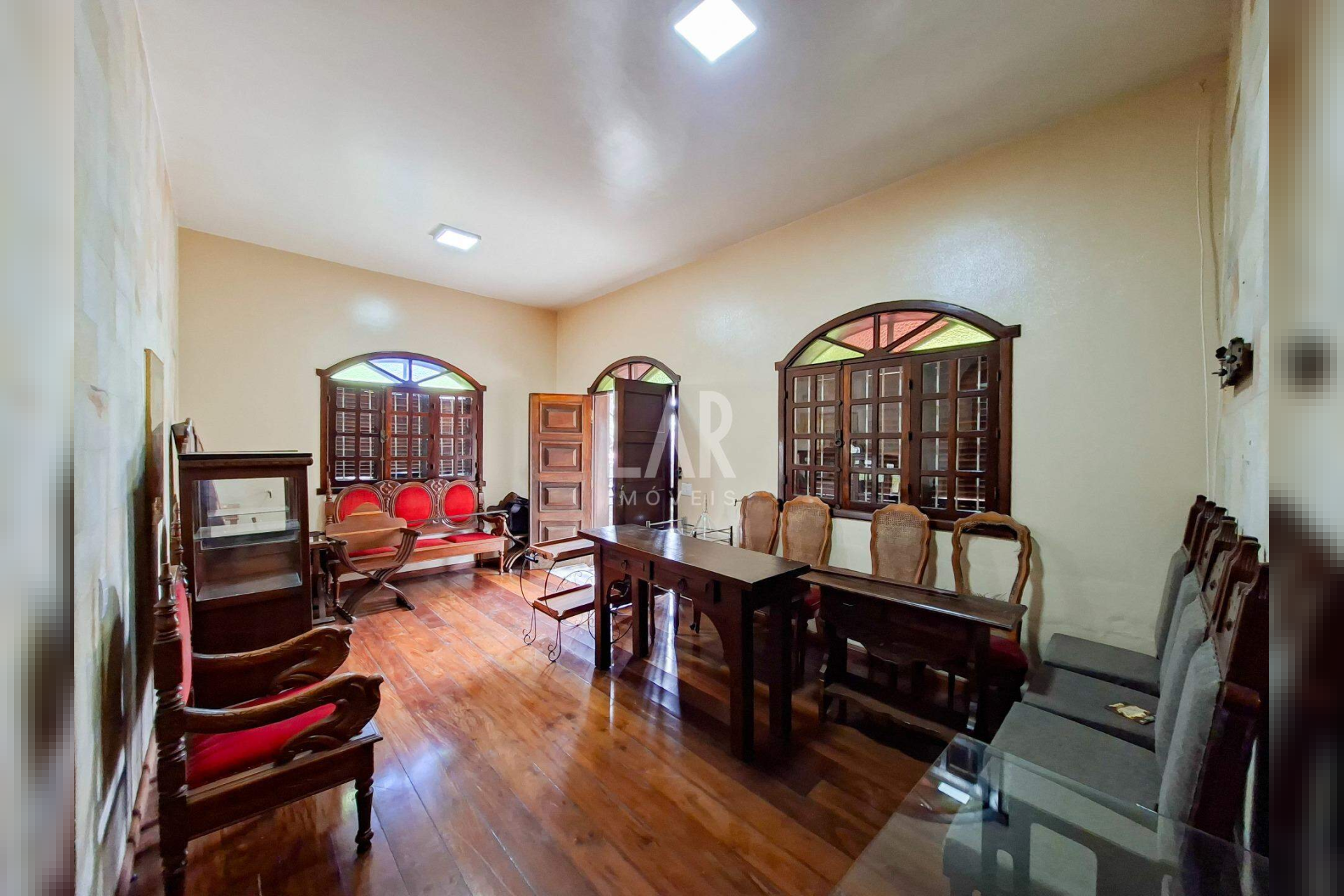 Casa de 5 quartos à venda, Santa Rosa, Belo Horizonte - MG