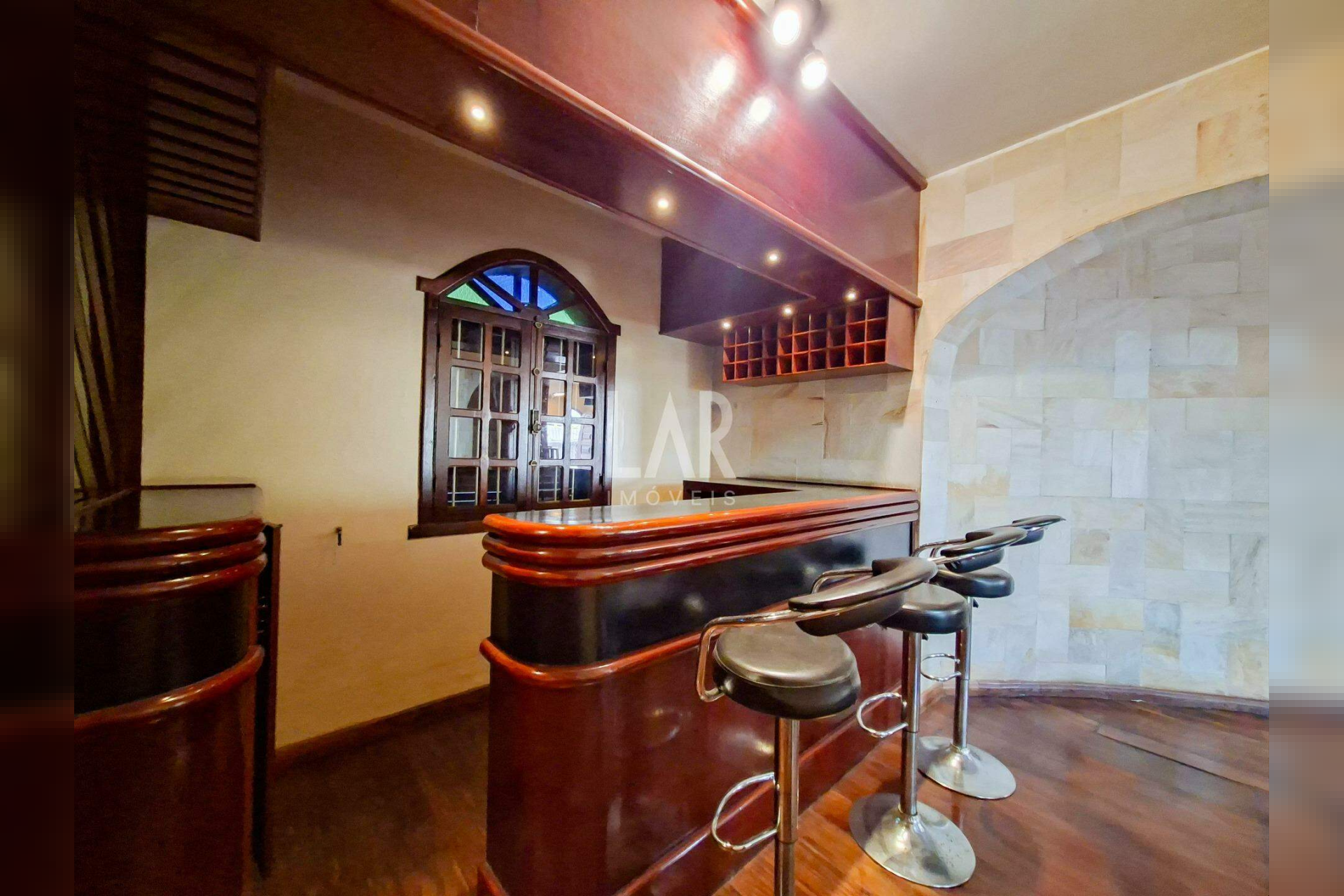 Casa de 5 quartos à venda, Santa Rosa, Belo Horizonte - MG