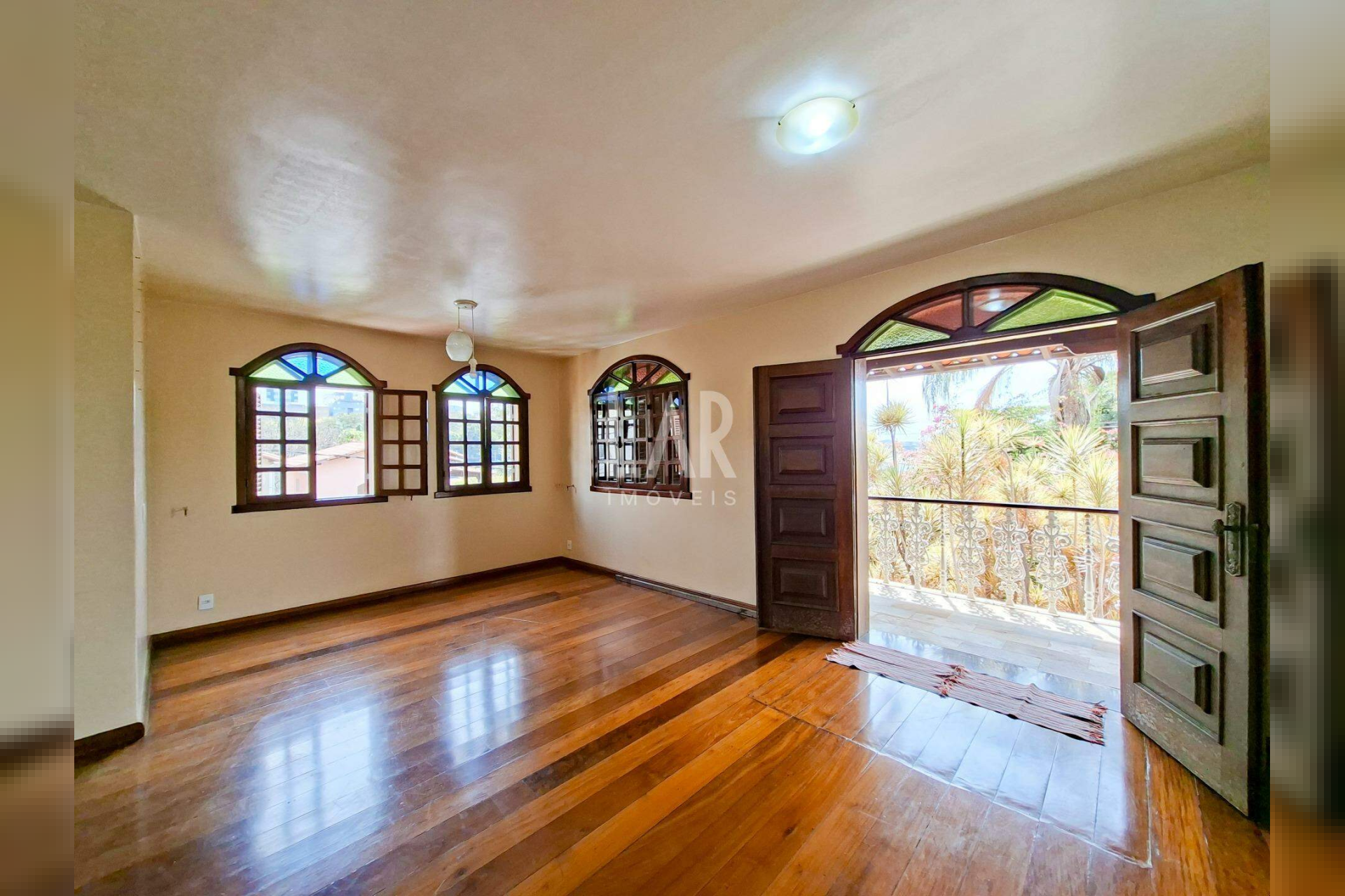 Casa de 5 quartos à venda, Santa Rosa, Belo Horizonte - MG