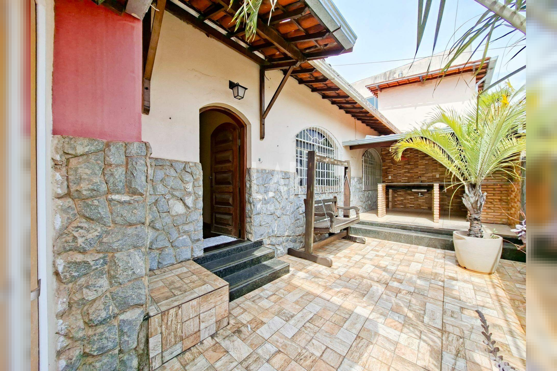 Casa de 5 quartos à venda, Santa Rosa, Belo Horizonte - MG
