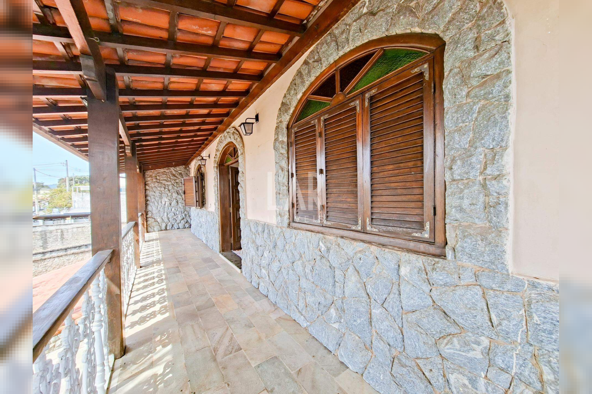 Casa de 5 quartos à venda, Santa Rosa, Belo Horizonte - MG