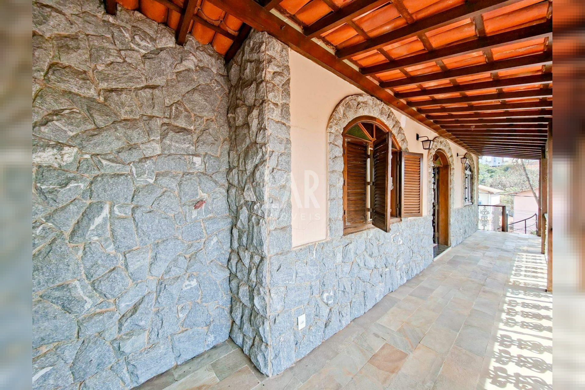 Casa de 5 quartos à venda, Santa Rosa, Belo Horizonte - MG