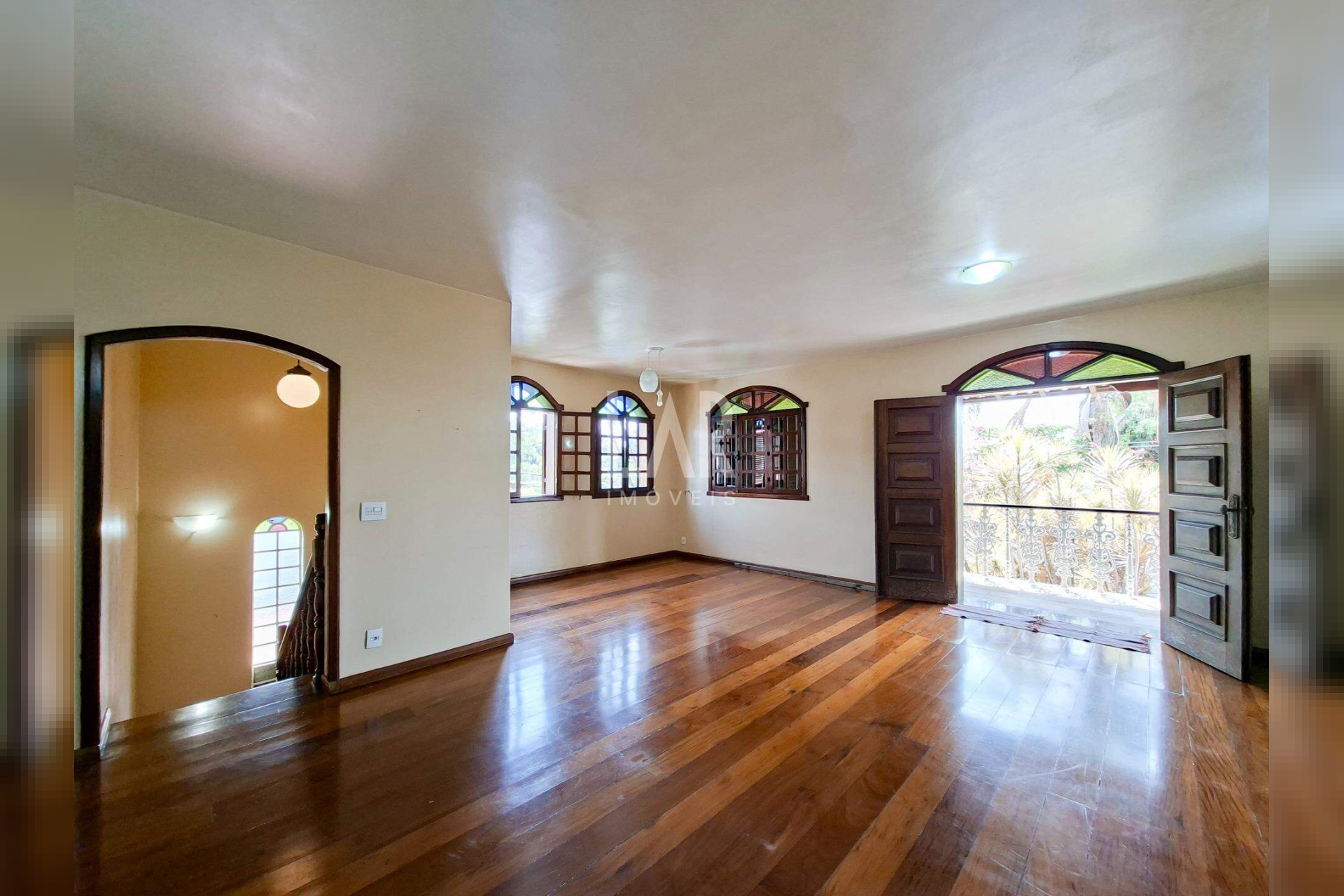Casa de 5 quartos à venda, Santa Rosa, Belo Horizonte - MG