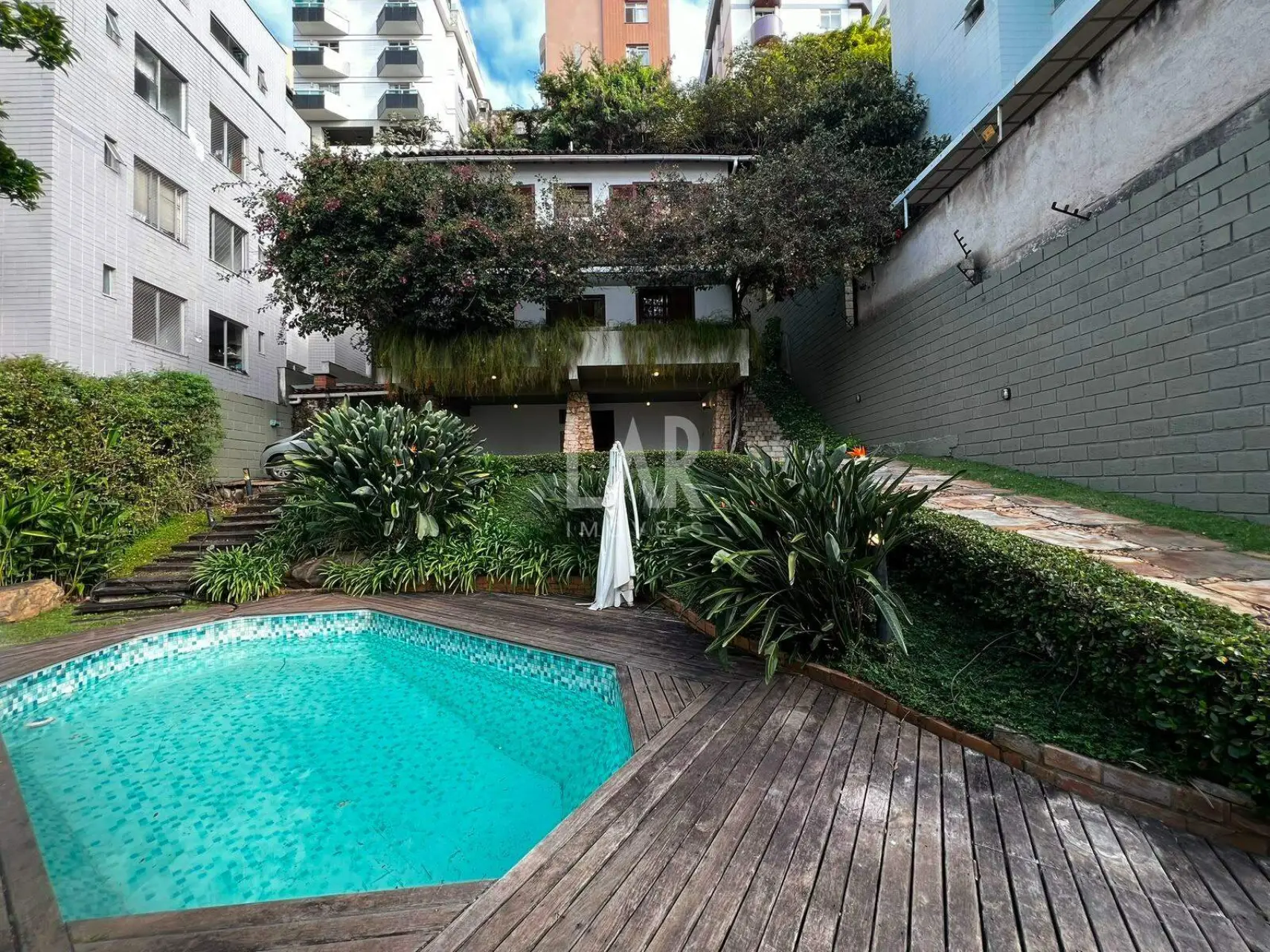 Casa de 4 quartos à venda, Buritis, Belo Horizonte - MG