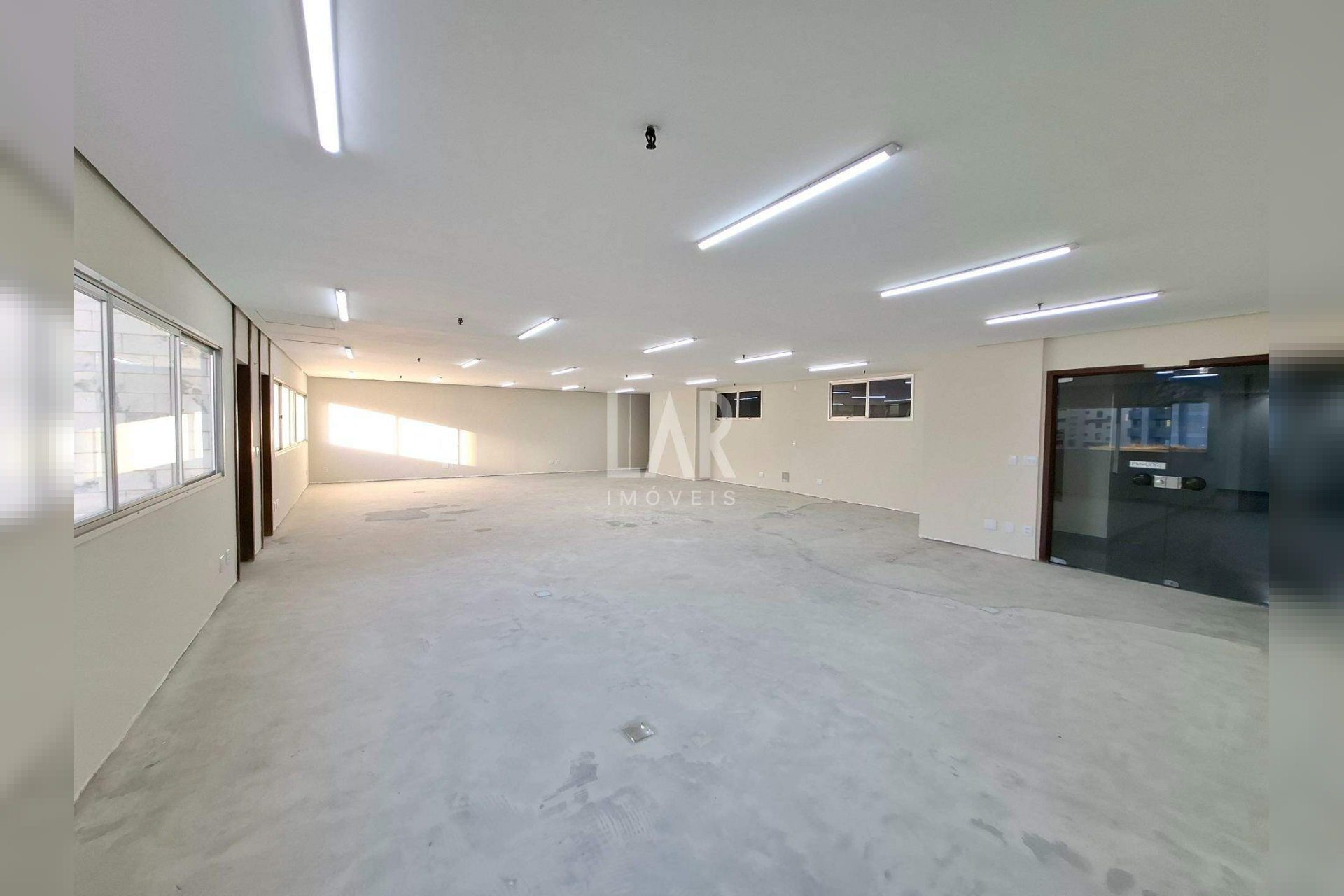Sala para alugar, Lourdes, Belo Horizonte - MG