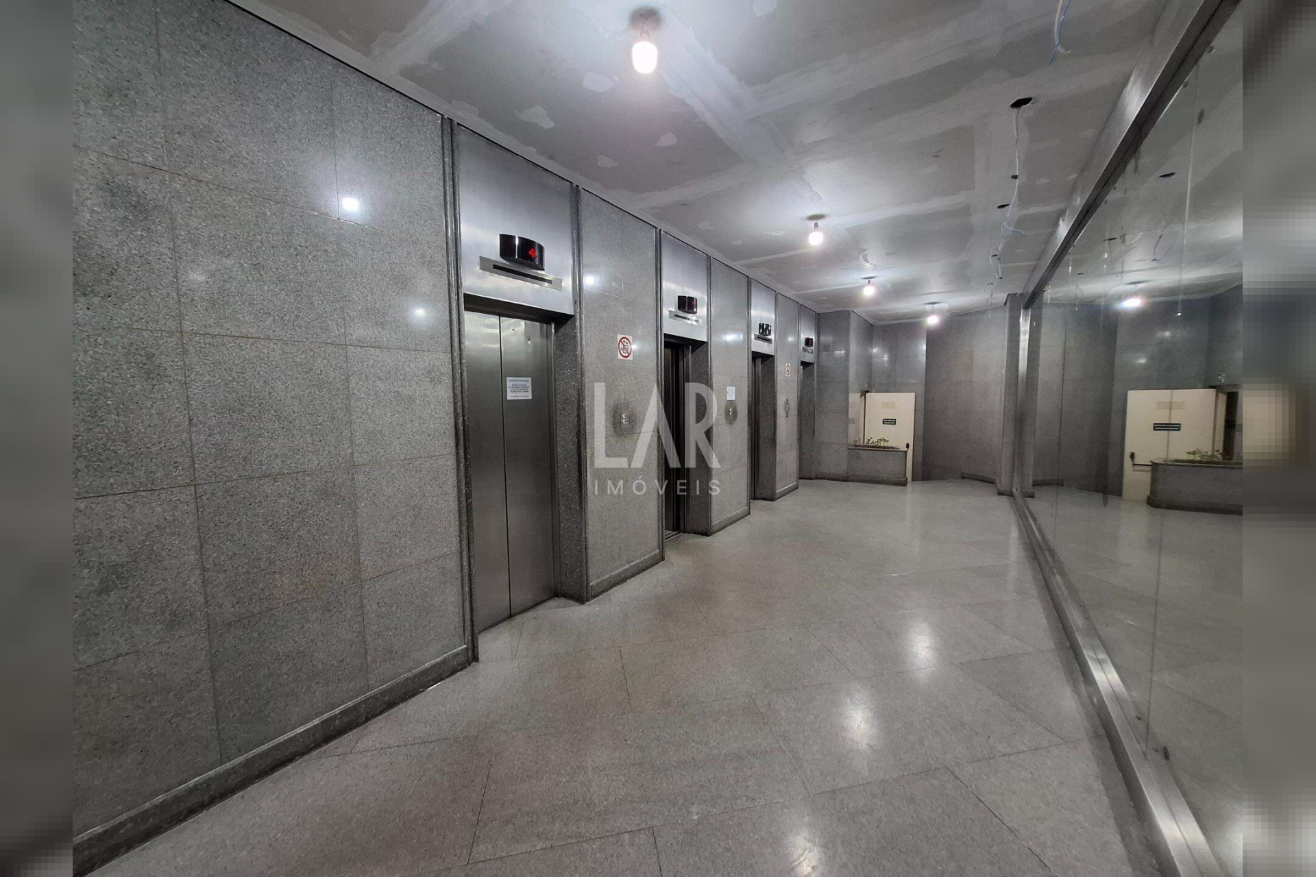 Sala para alugar, Lourdes, Belo Horizonte - MG