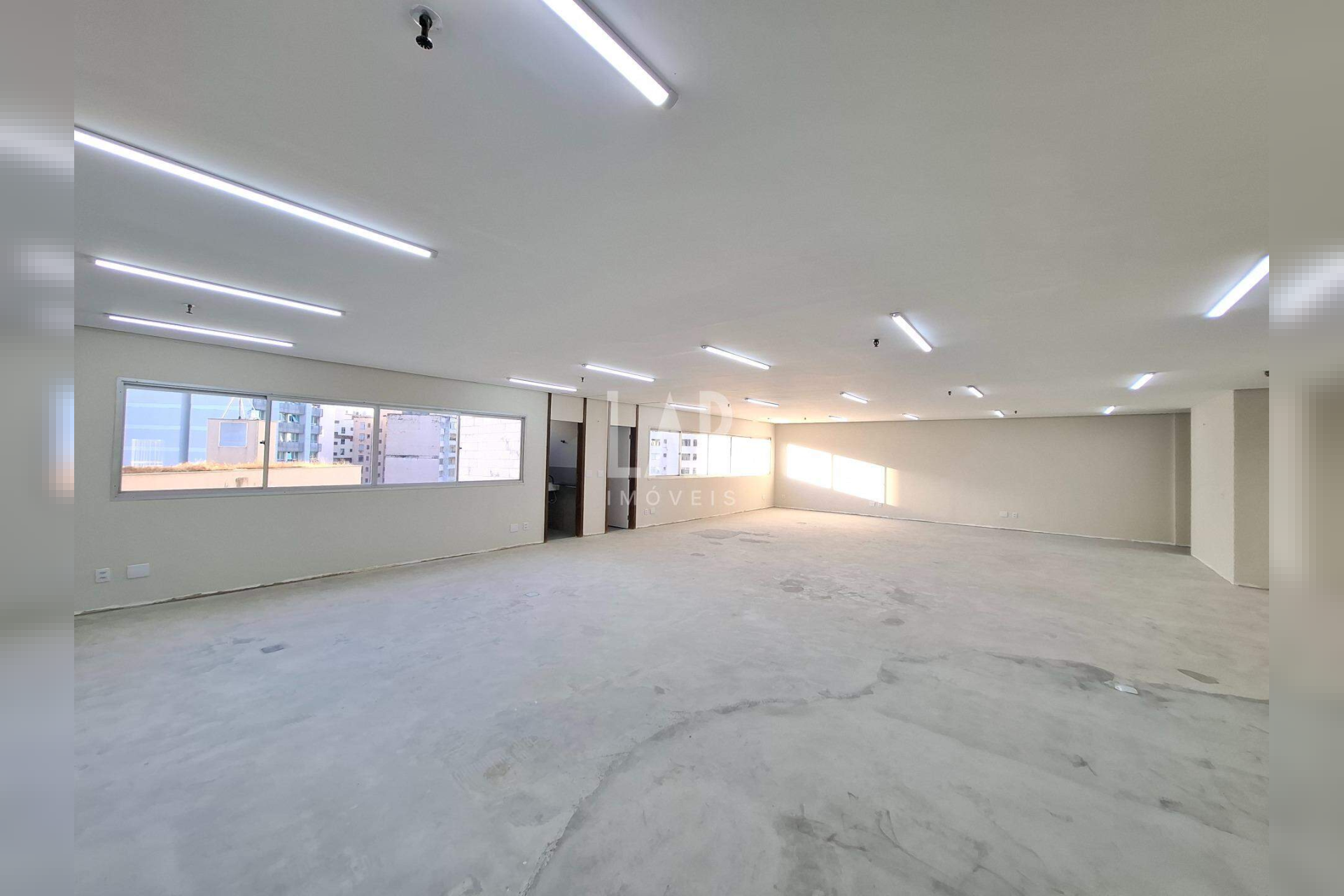 Sala para alugar, Lourdes, Belo Horizonte - MG