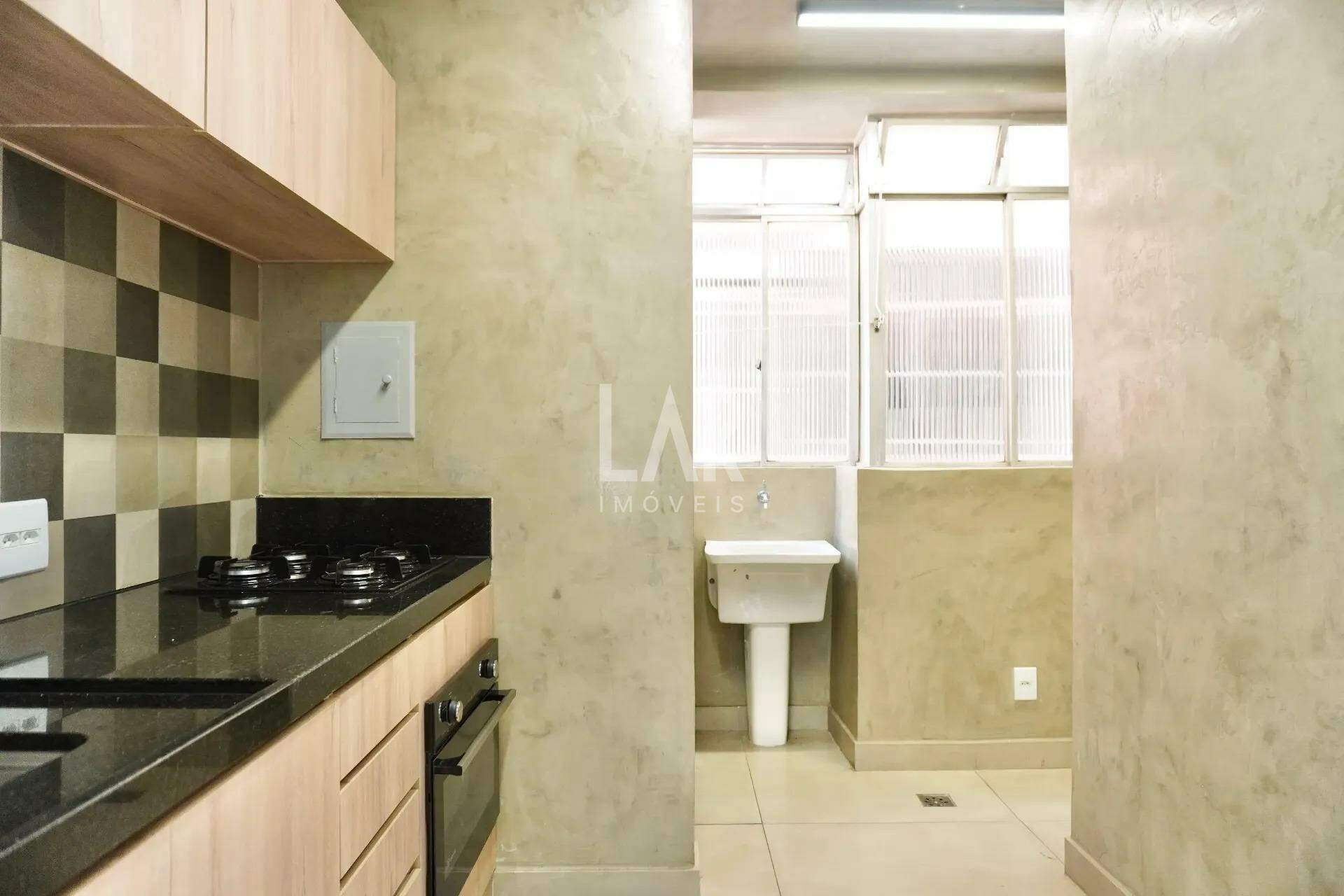 Apartamento de 2 quartos para alugar, Santa Efigênia, Belo Horizonte - MG